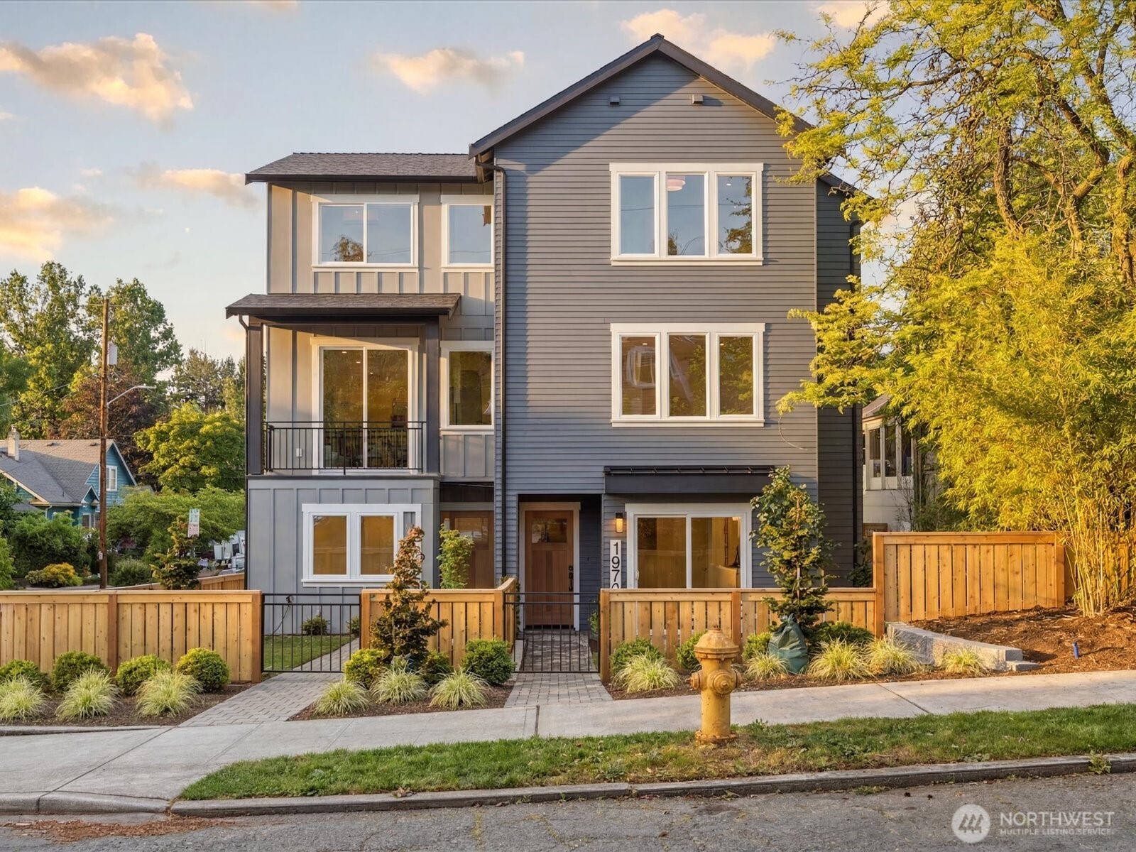 1970 25th Avenue Property Photo 1