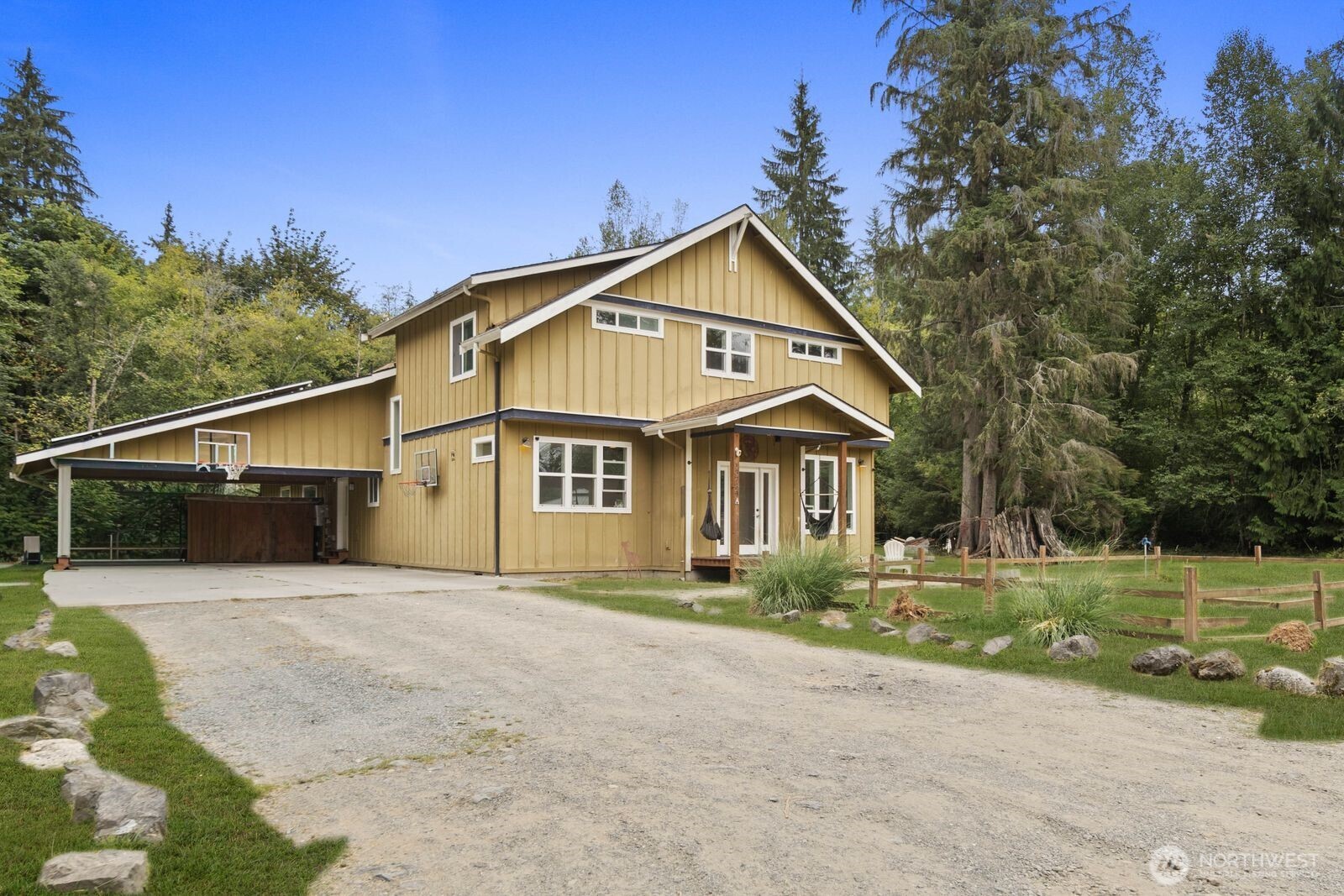 13724 Whites Road Property Photo 3