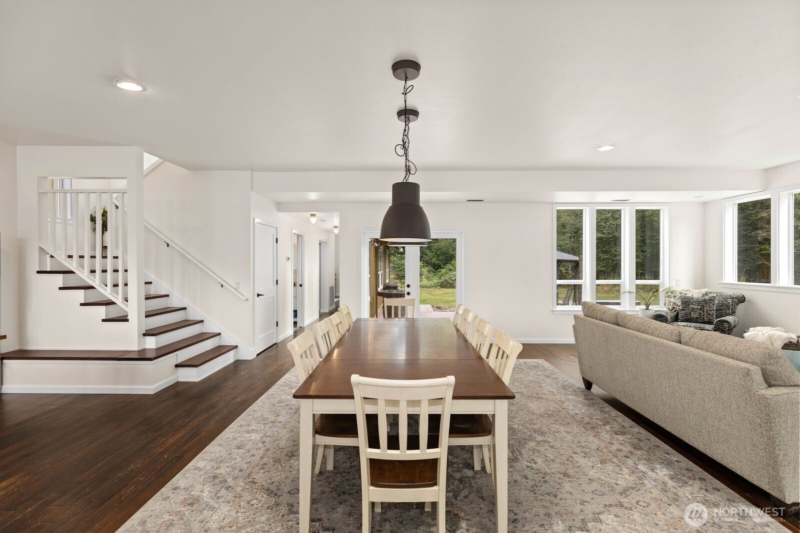 13724 Whites Road Property Photo 8
