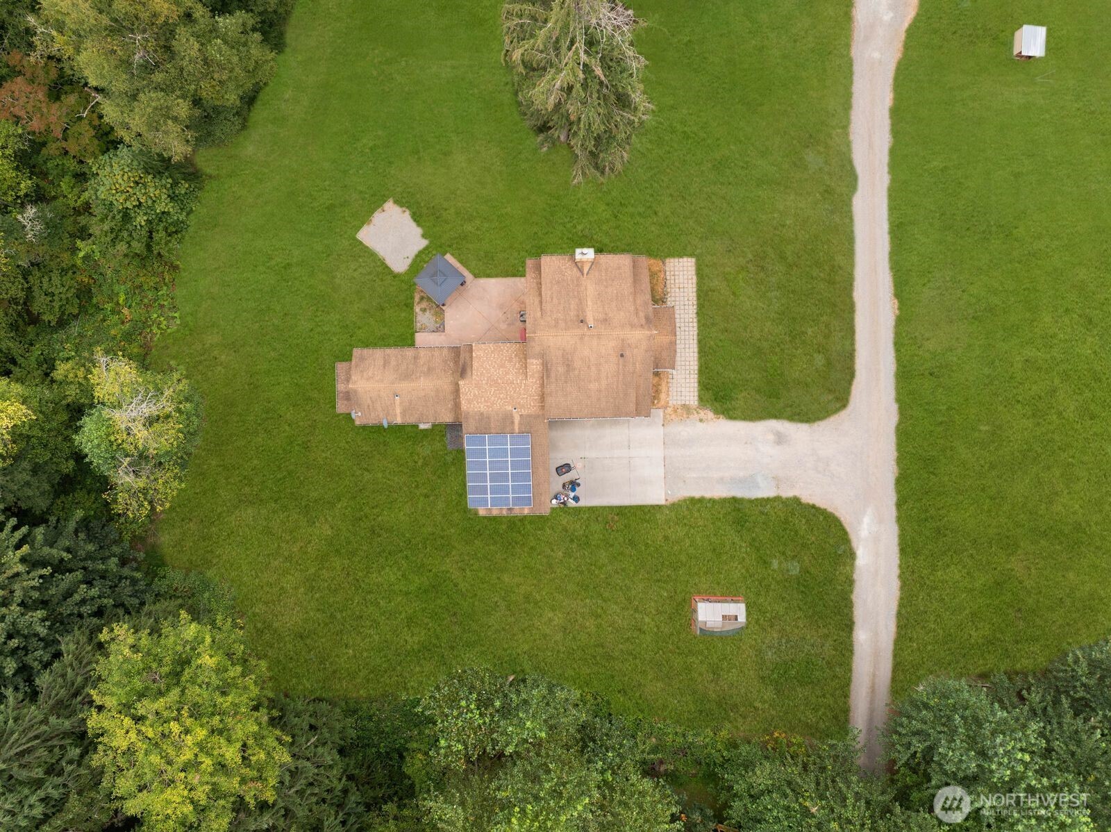 13724 Whites Road Property Photo 28
