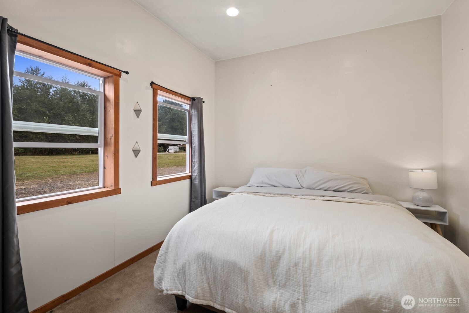 13724 Whites Road Property Photo 34