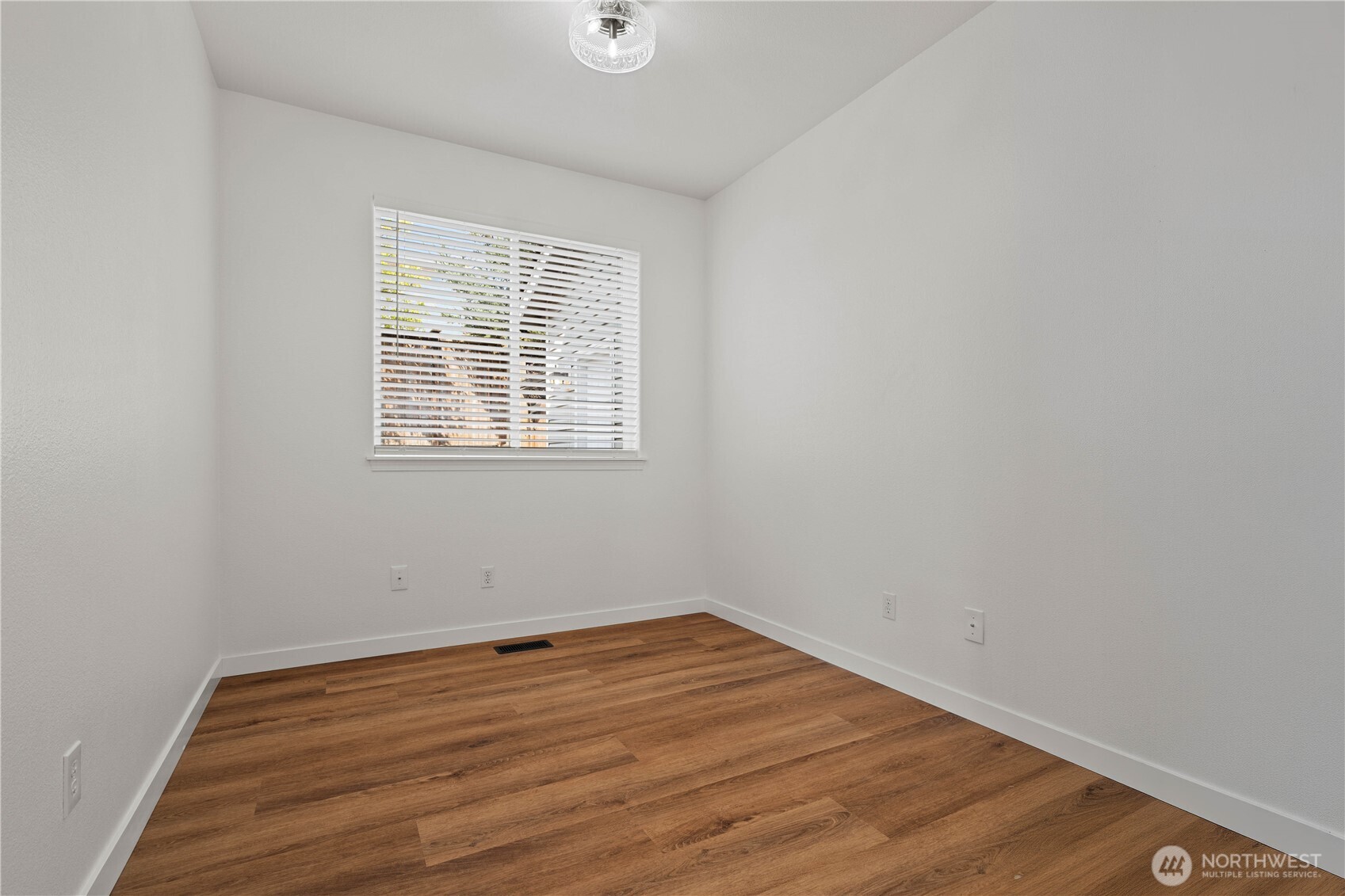 11324 176th Avenue Property Photo 14