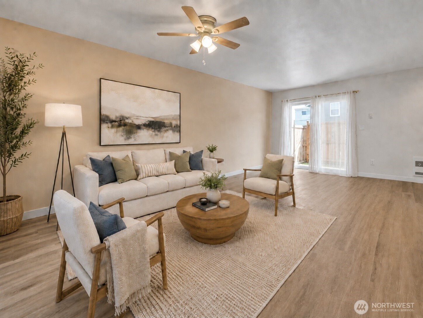 1939 I Street C Property Photo 3