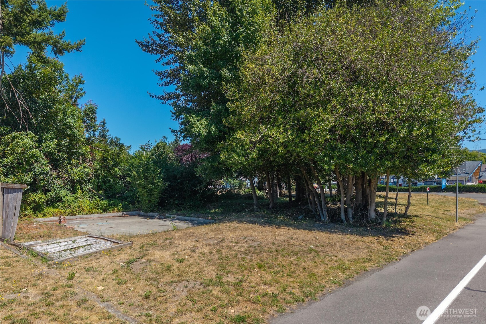 1627 Mchugh Avenue Property Photo 4