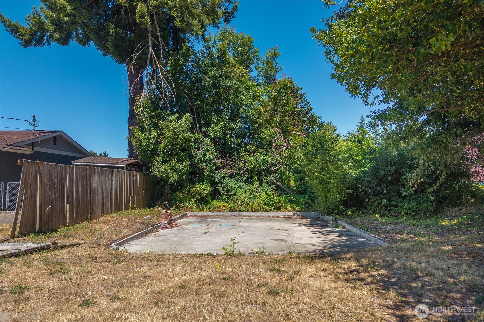 1627 Mchugh Avenue Property Photo 6