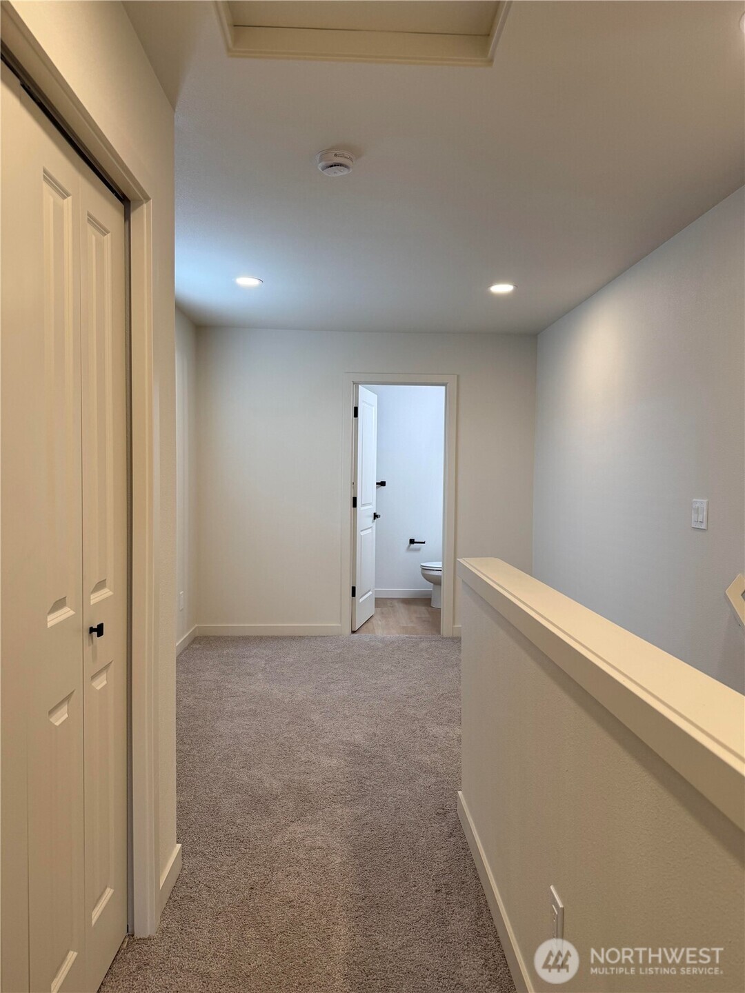 202 S Alder Avenue A Property Photo 13