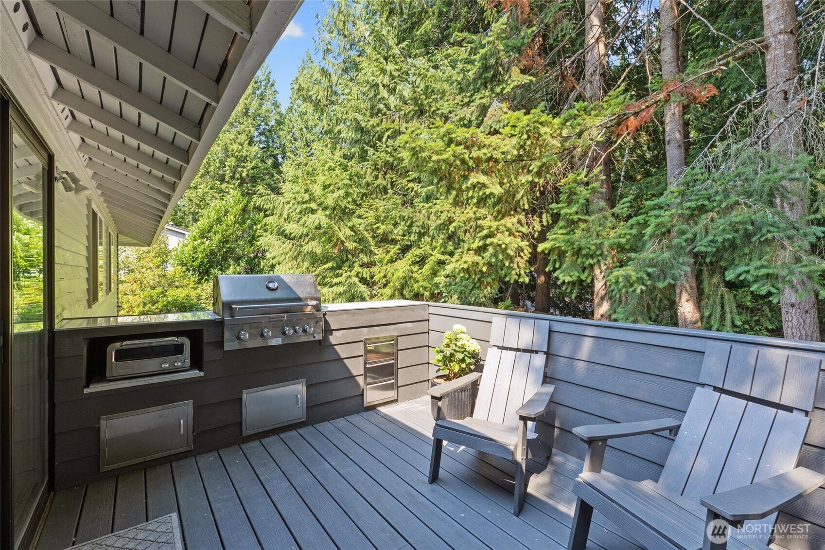 2202 Sahalee Drive Property Photo 14