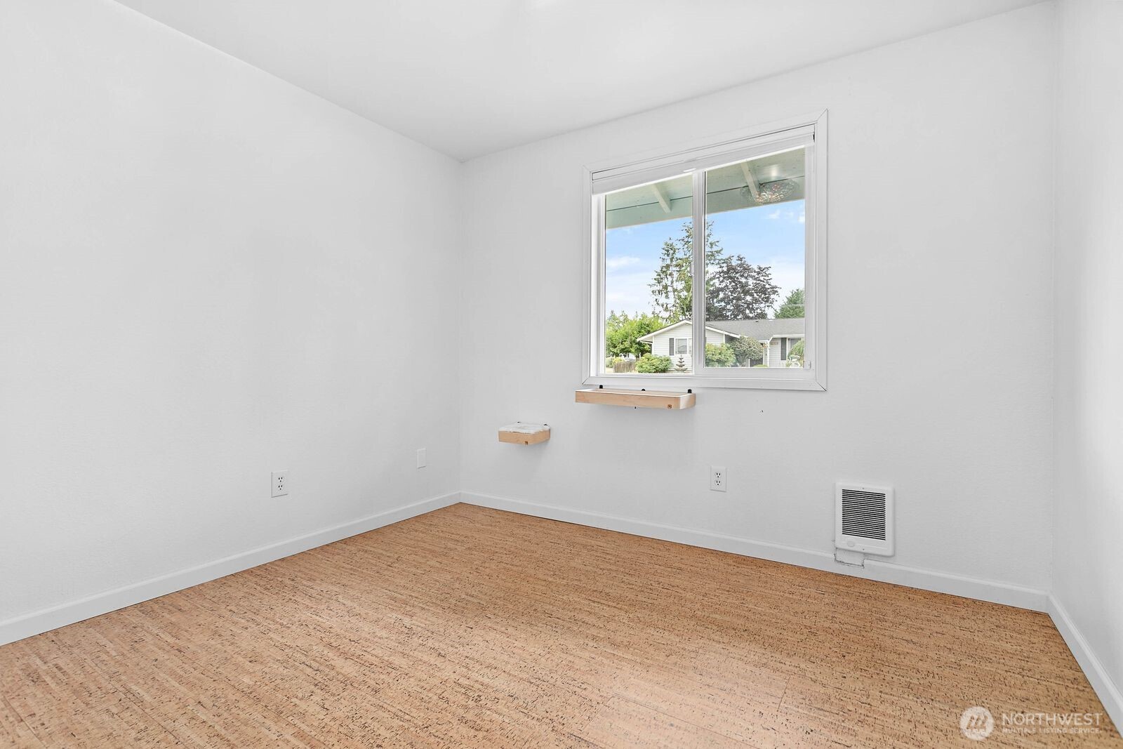 1905 E Belair Drive Property Photo 21