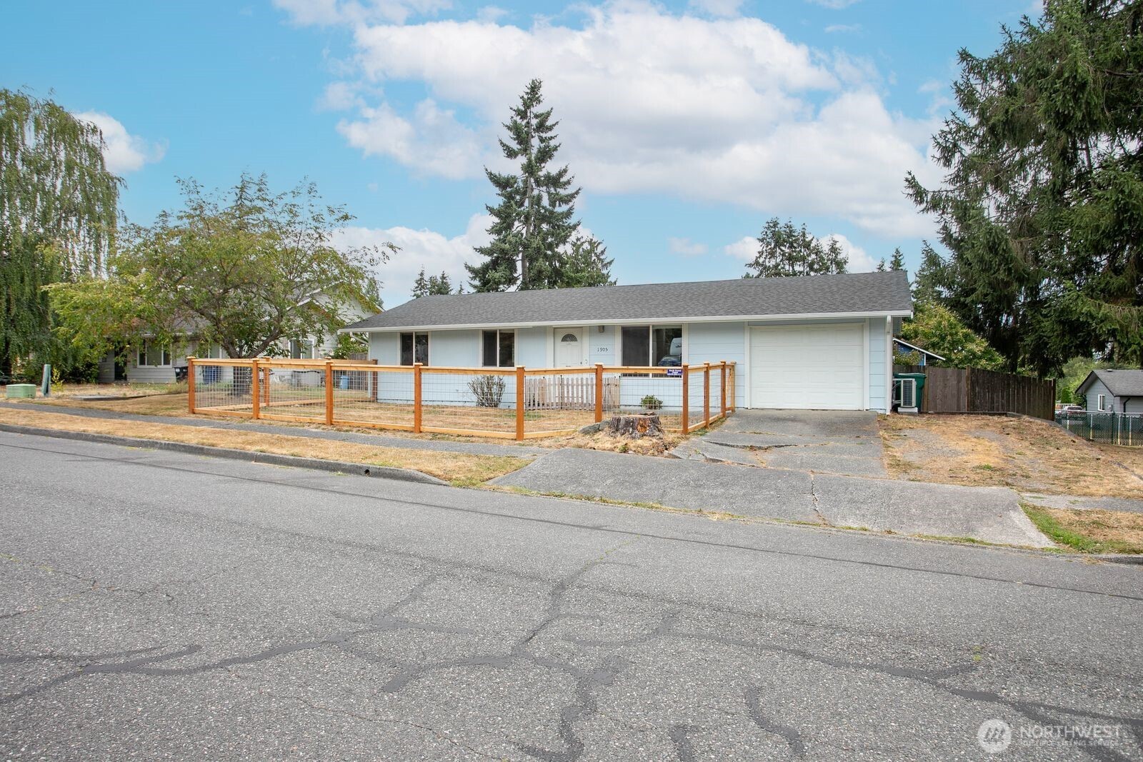 1905 E Belair Drive Property Photo 30