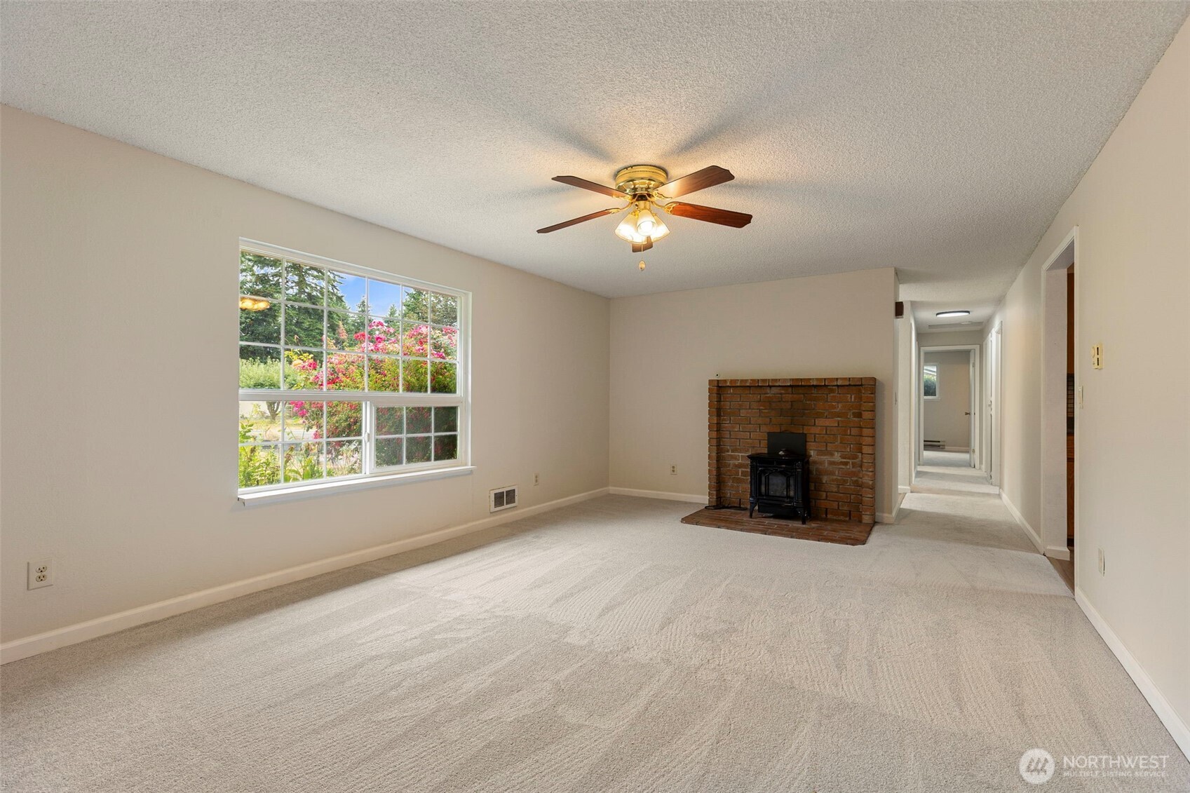 2920 Aegean Boulevard Property Photo 9