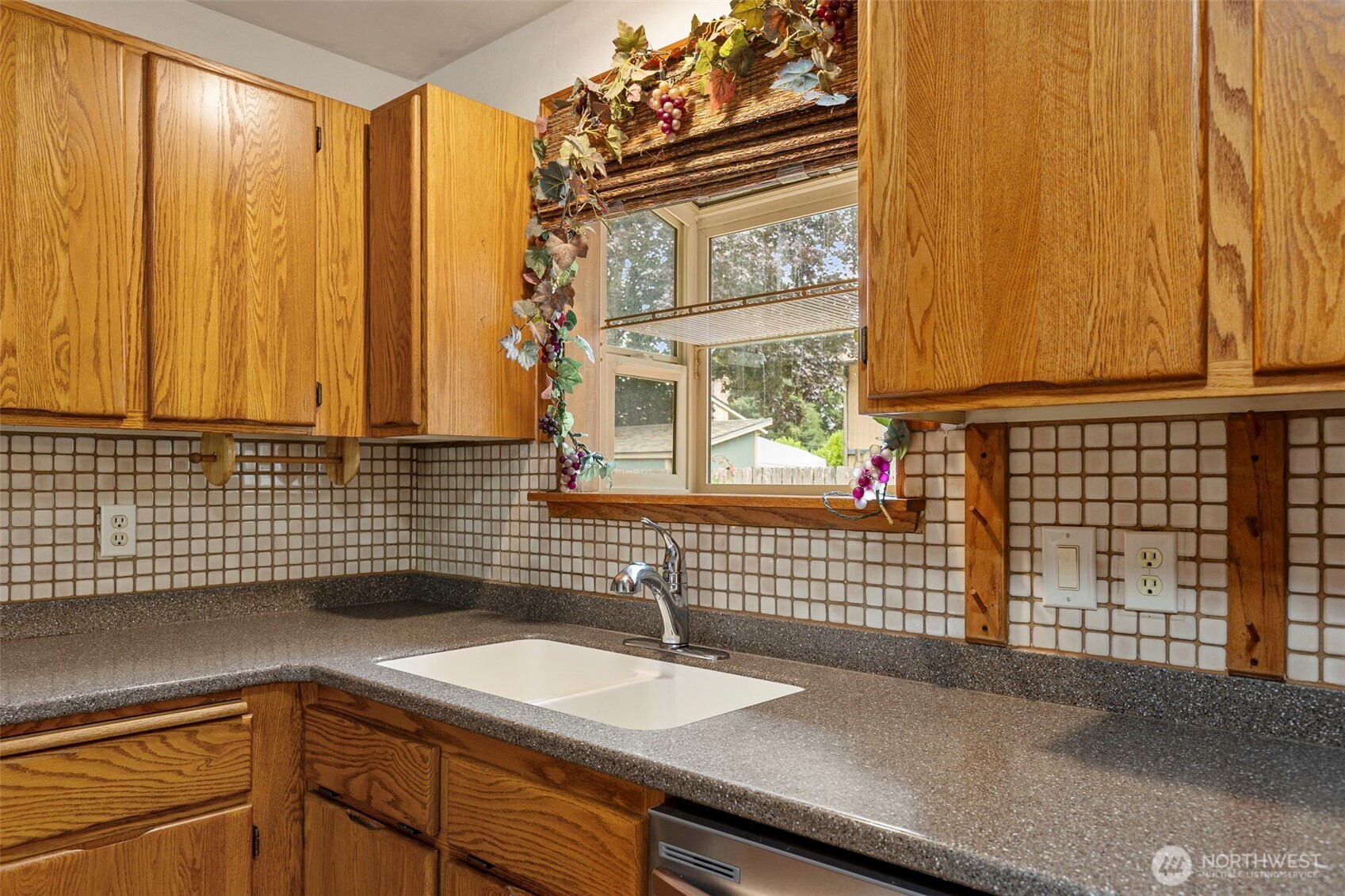 2920 Aegean Boulevard Property Photo 14