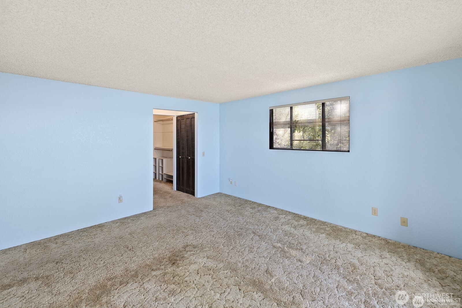 7821 East Side Drive Property Photo 11