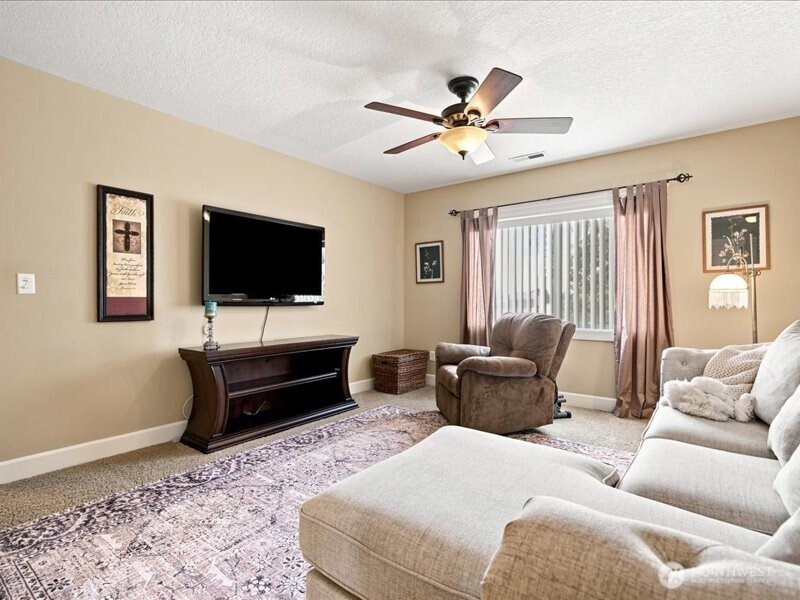 1421 N Road 59 Property Photo 17