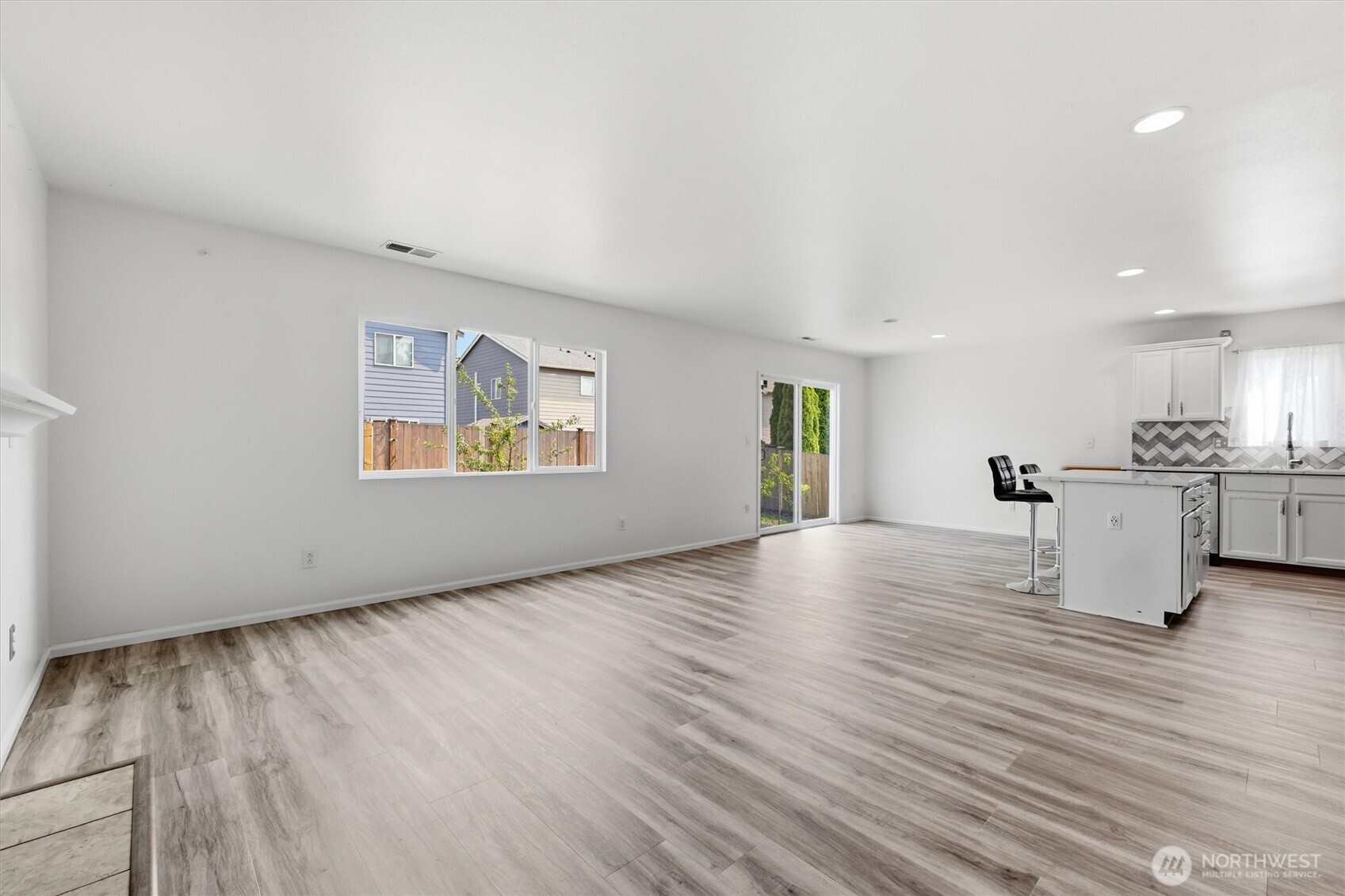 11011 180th Avenue Ct Property Photo 7