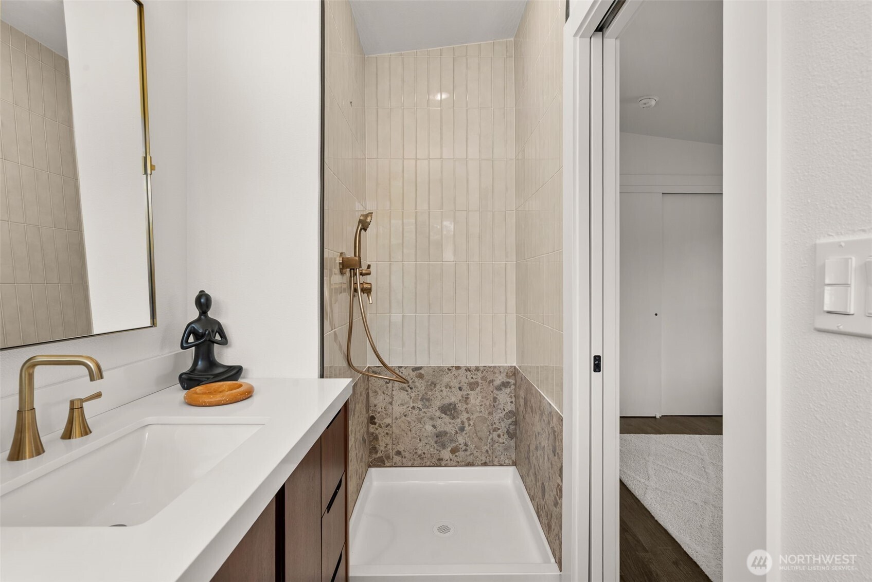 8501 42nd Street Property Photo 17