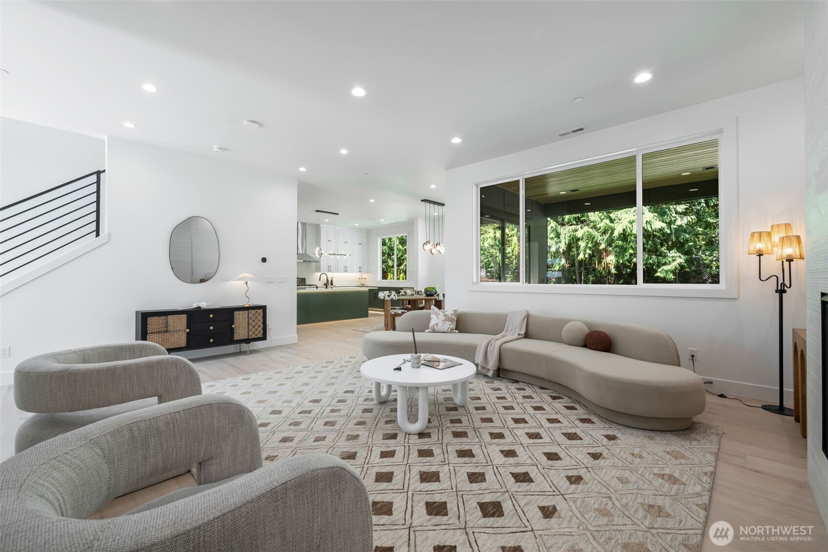 2407 192nd Street Property Photo 6