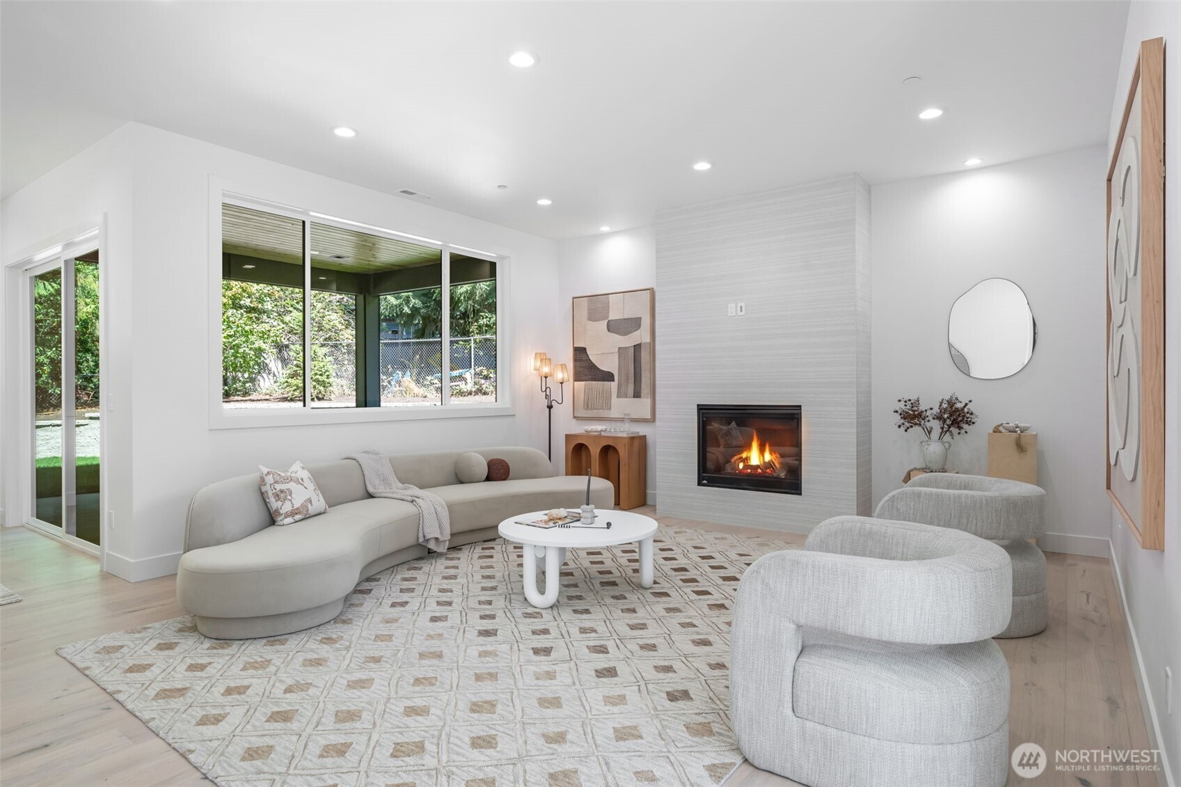 2407 192nd Street Property Photo 6