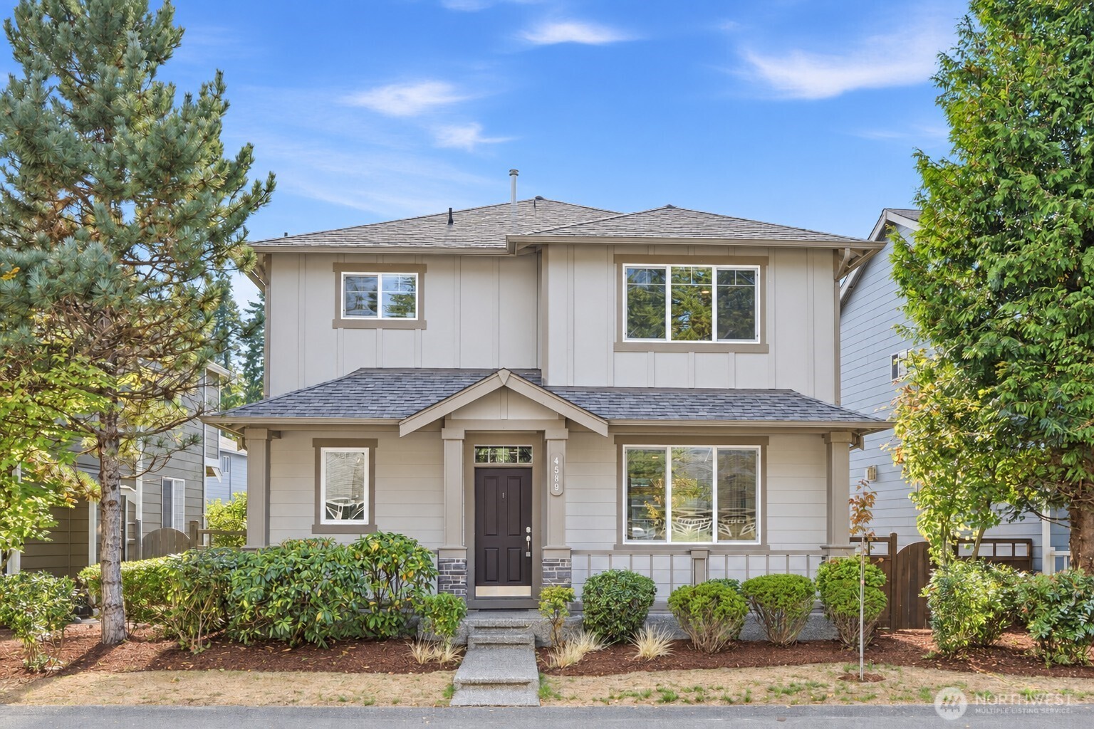 4589 Strathmore Circle Property Photo 1