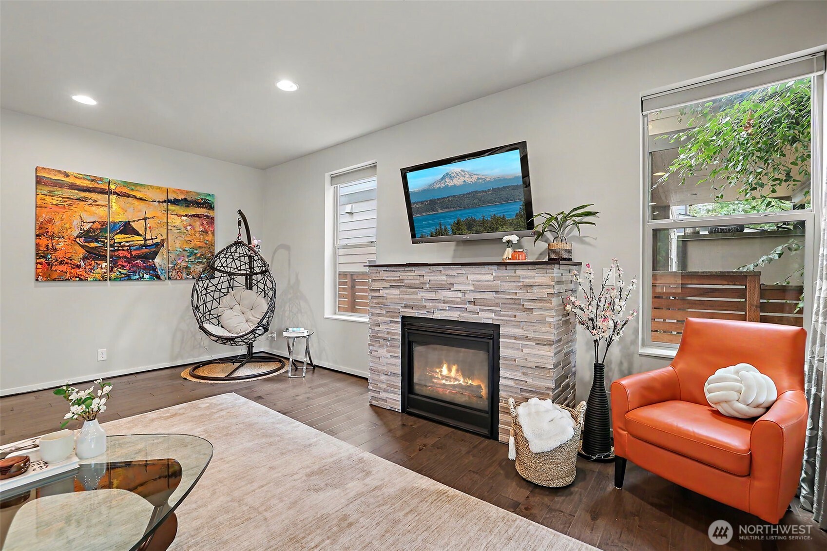 17511 92nd Place Property Photo 8