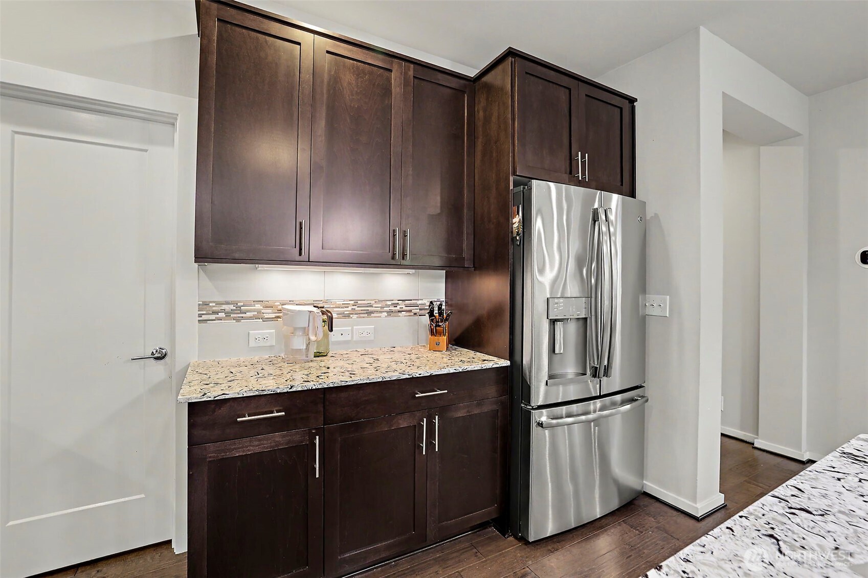 17511 92nd Place Property Photo 13