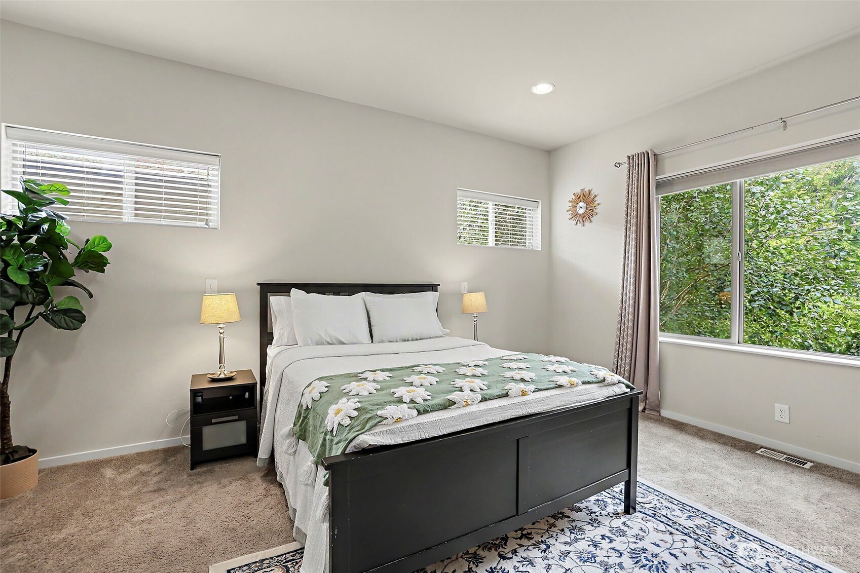 17511 92nd Place Property Photo 21