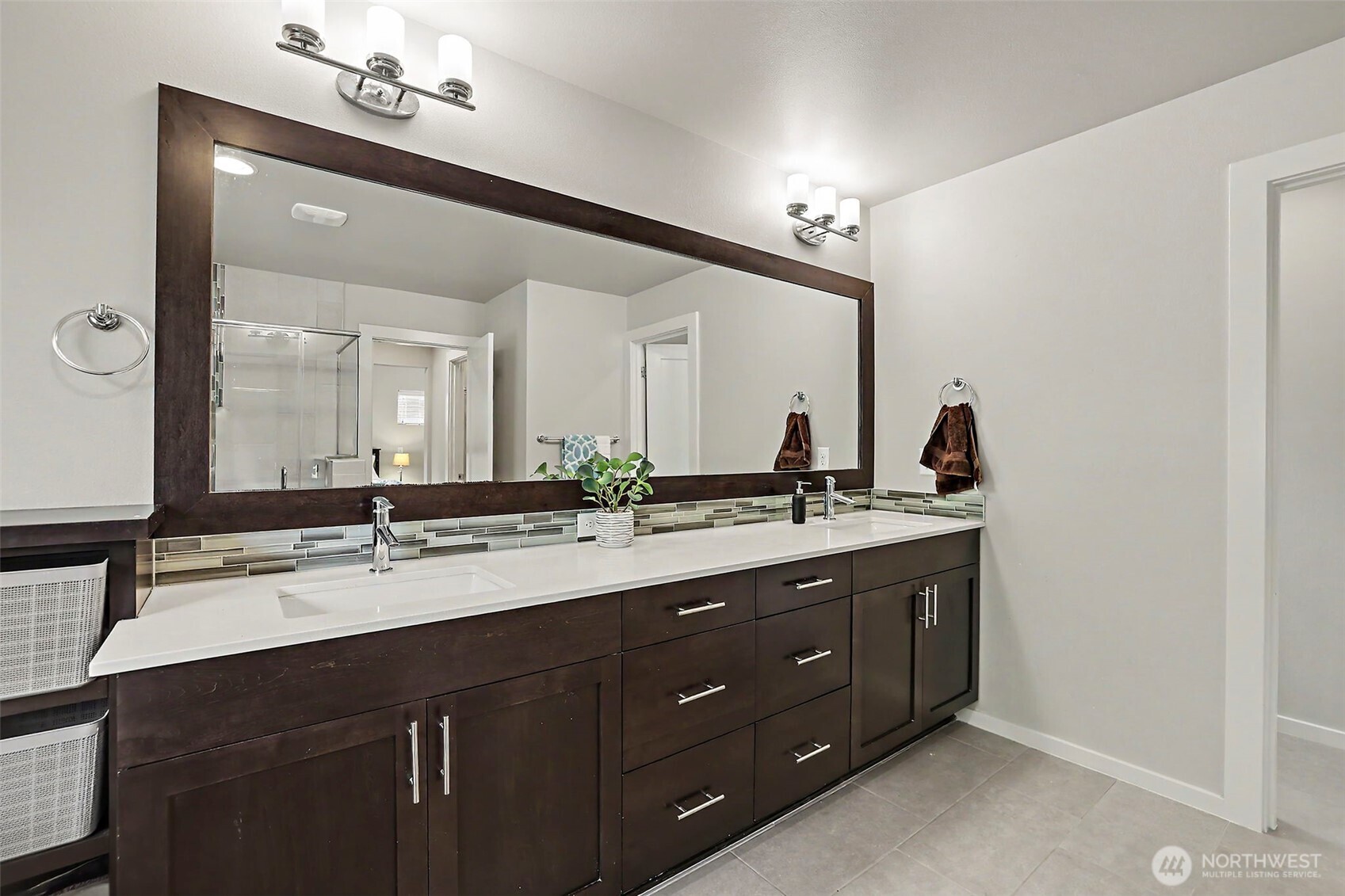 17511 92nd Place Property Photo 26