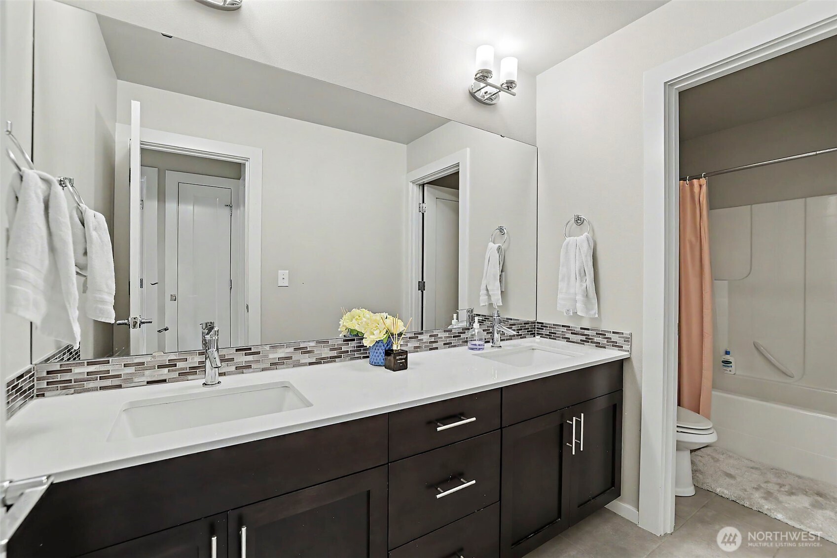 17511 92nd Place Property Photo 33