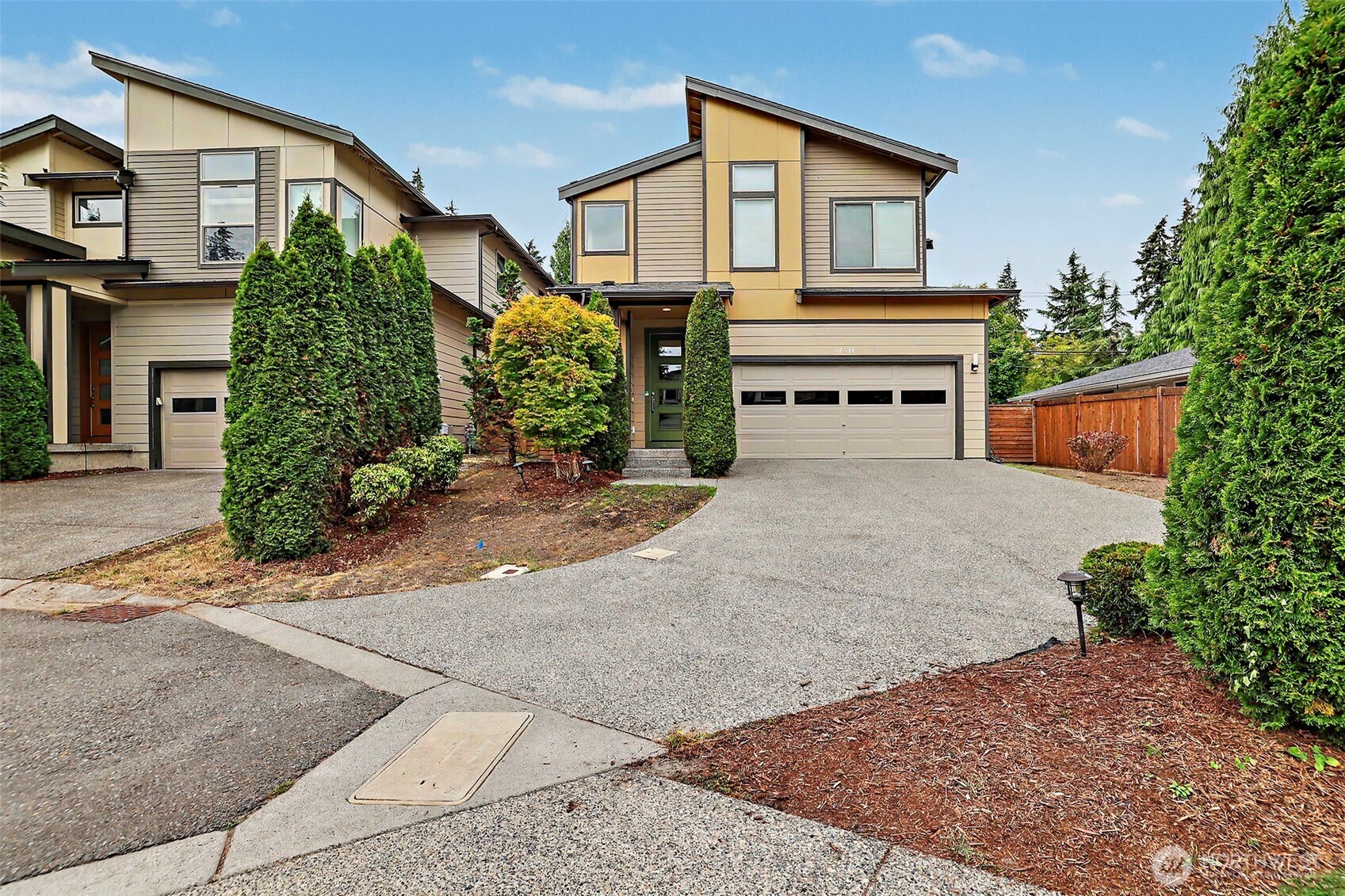 17511 92nd Place Property Photo 38