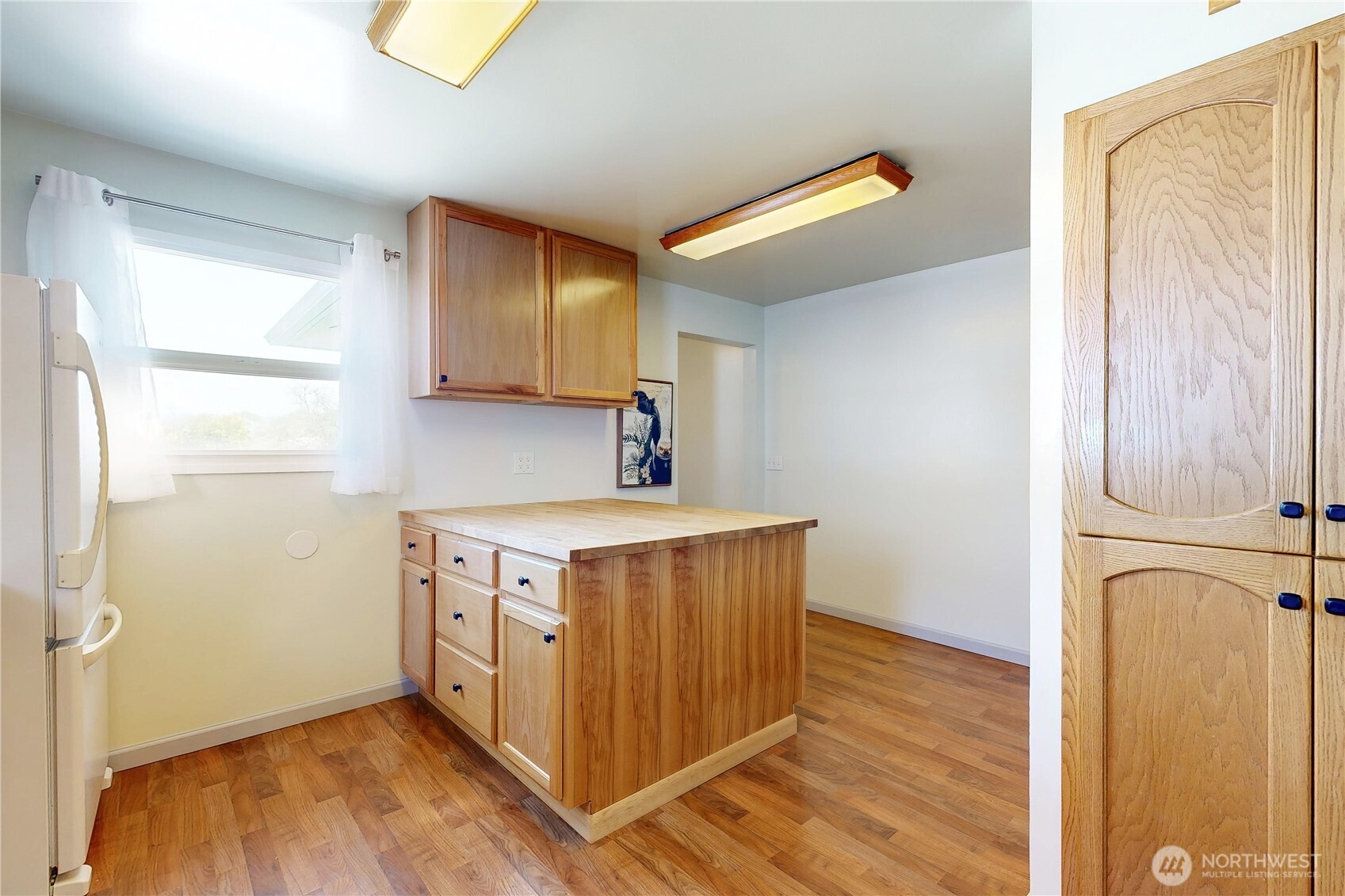335 S Wilbur Avenue Property Photo 11
