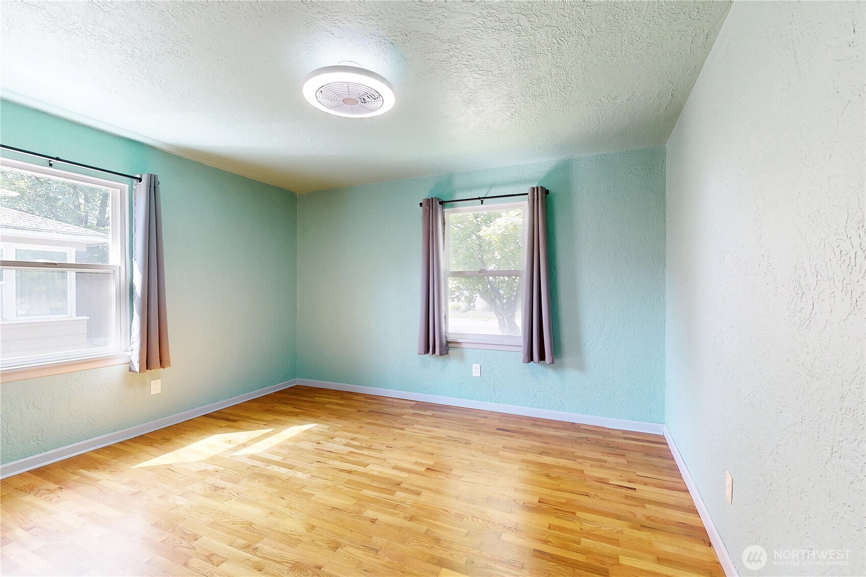 335 S Wilbur Avenue Property Photo 15