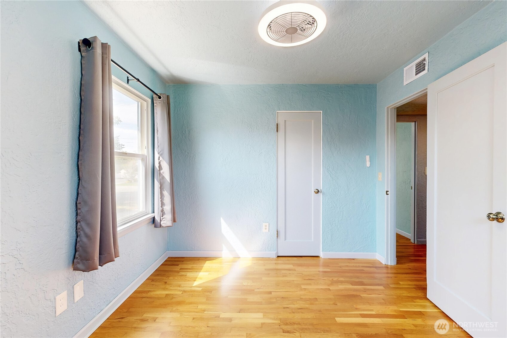 335 S Wilbur Avenue Property Photo 18