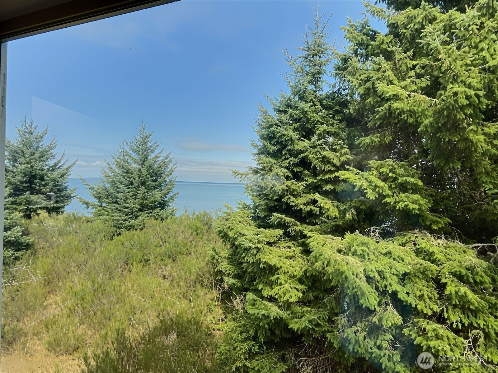 206 Sunrise Avenue Property Photo 2