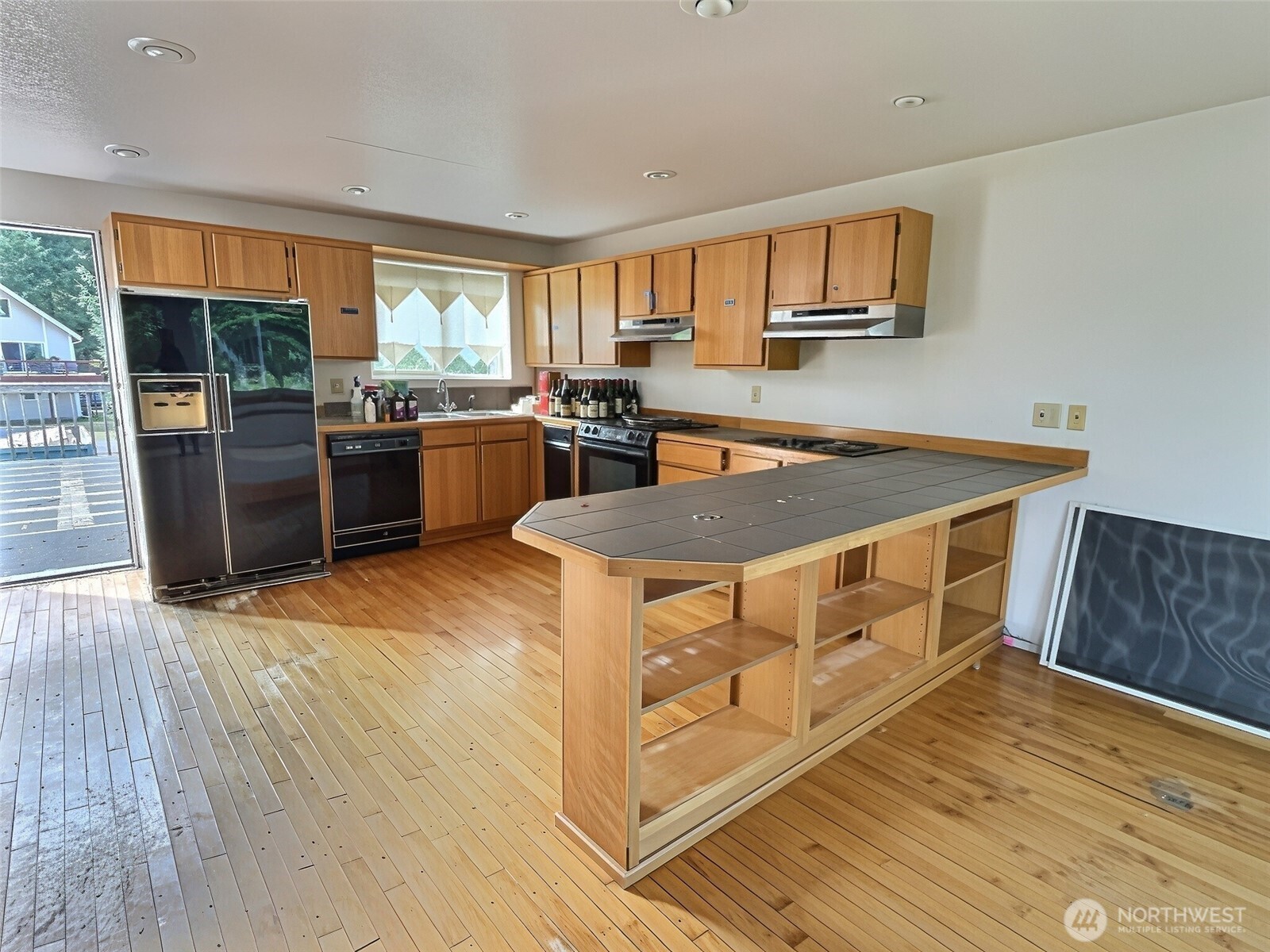 206 Sunrise Avenue Property Photo 6
