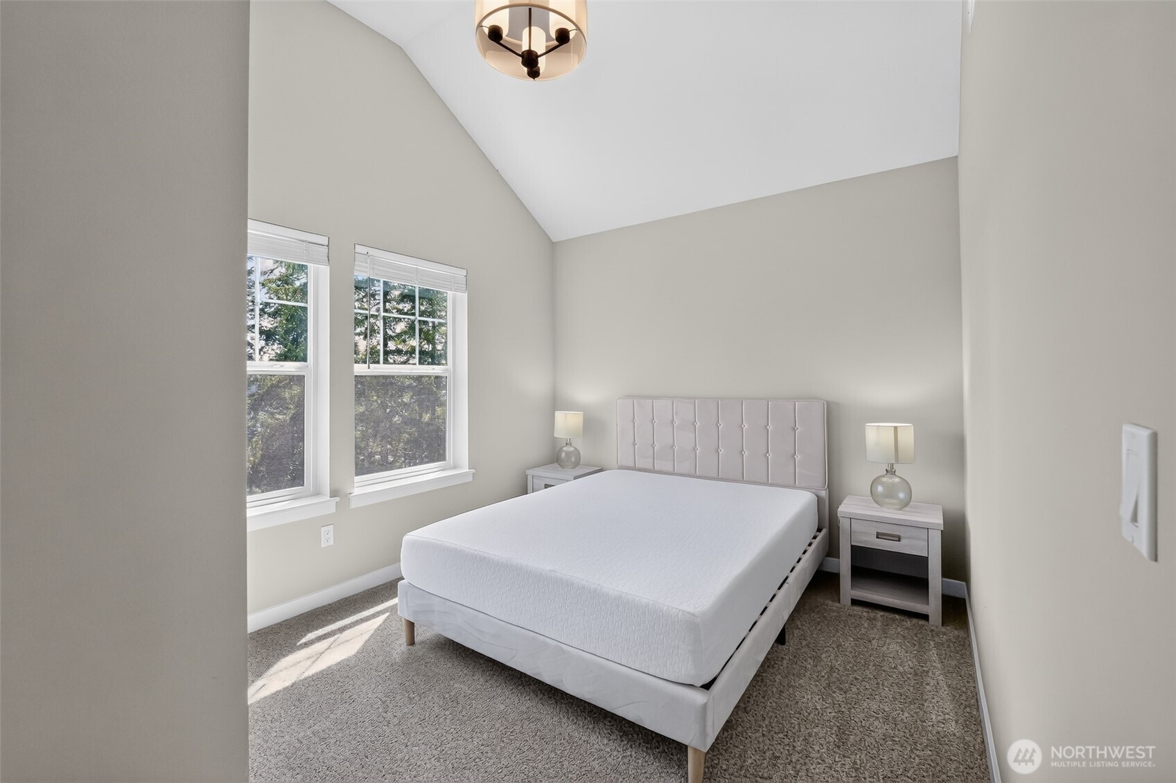 141 E Allynview Drive Property Photo 10