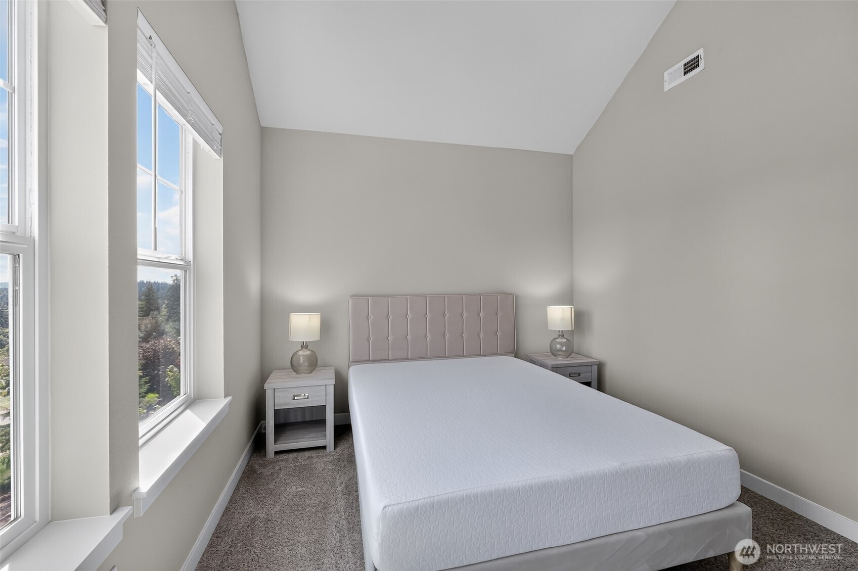141 E Allynview Drive Property Photo 11