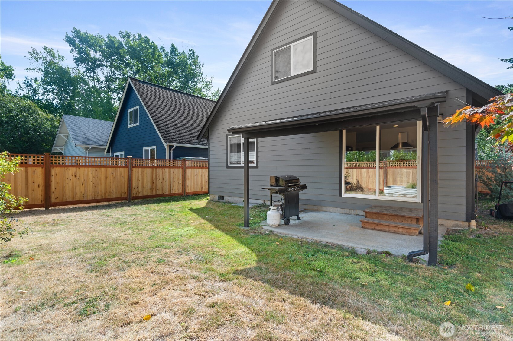 1715 E Illinois Property Photo 24