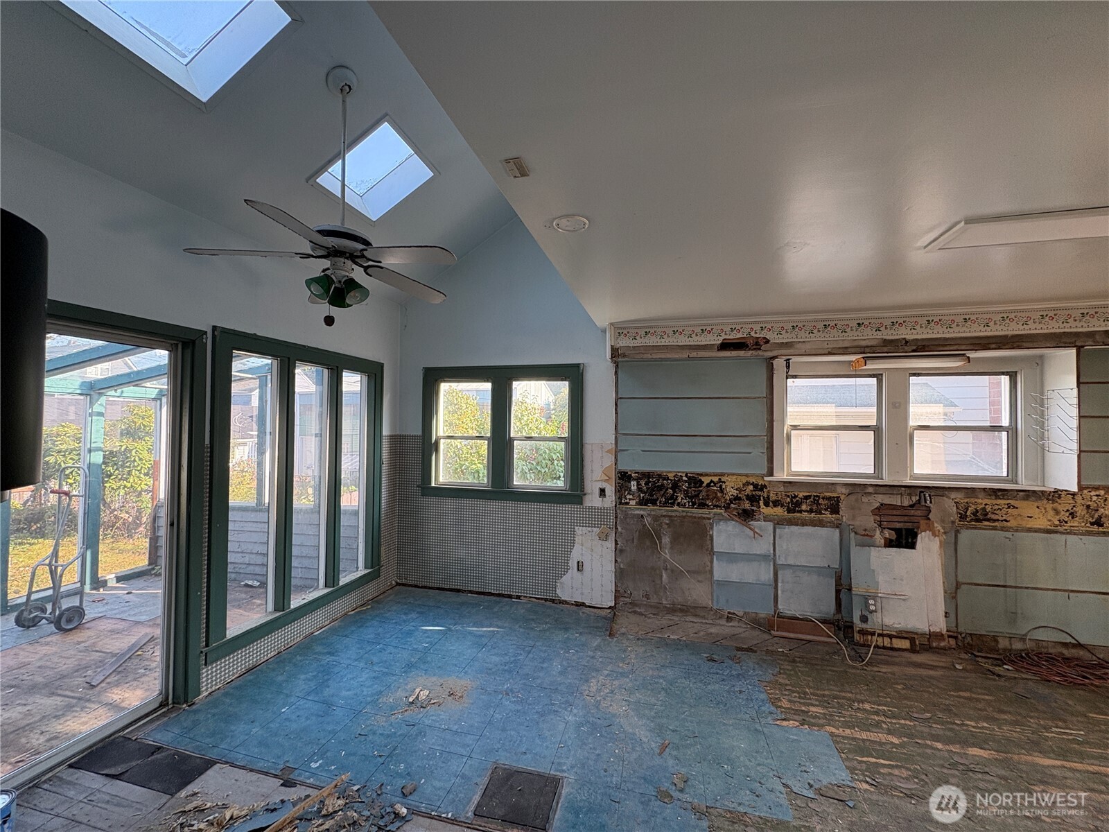 2517 Rainier Avenue Property Photo 9