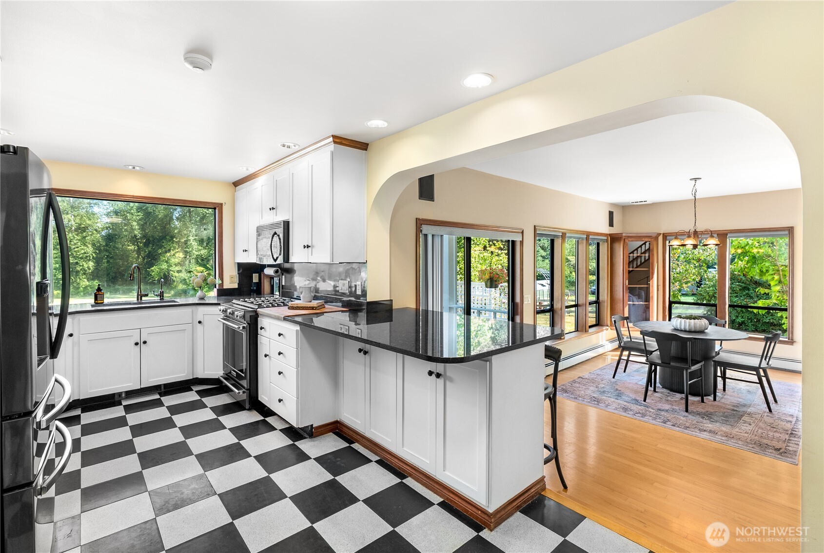 19303 Broadway Avenue Property Photo 14