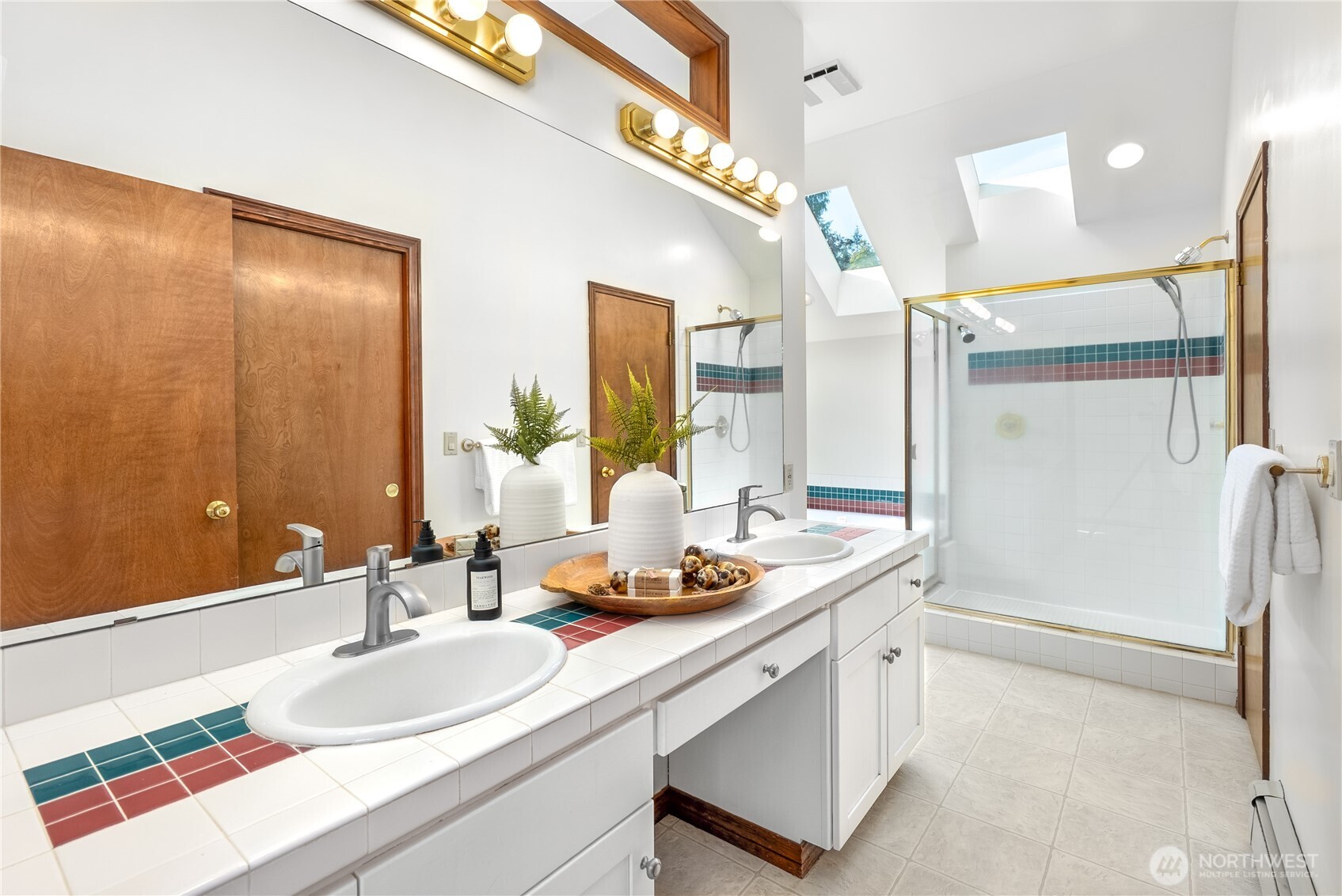 19303 Broadway Avenue Property Photo 17