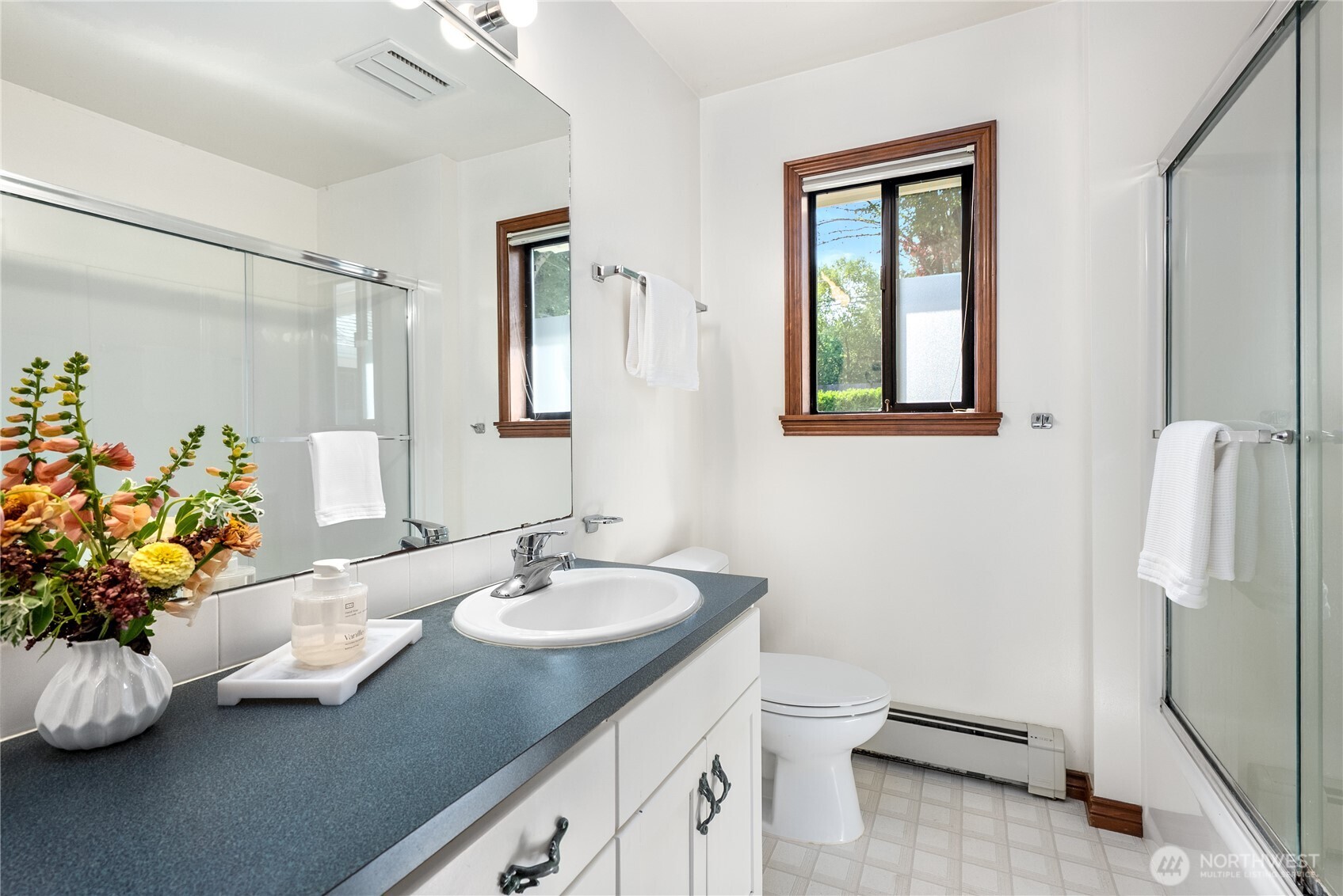 19303 Broadway Avenue Property Photo 25