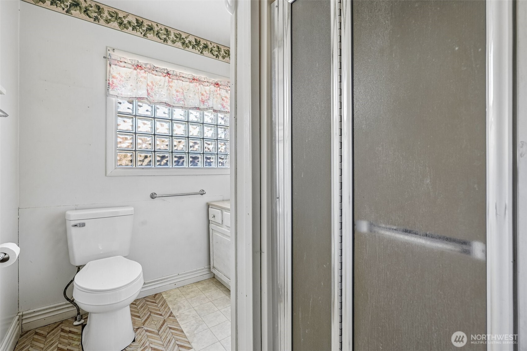 2219 Ocean Beach Highway Property Photo 15