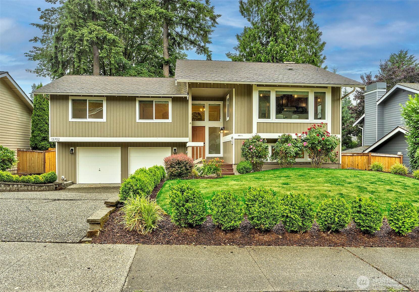 13702 173rd Place Property Photo 1