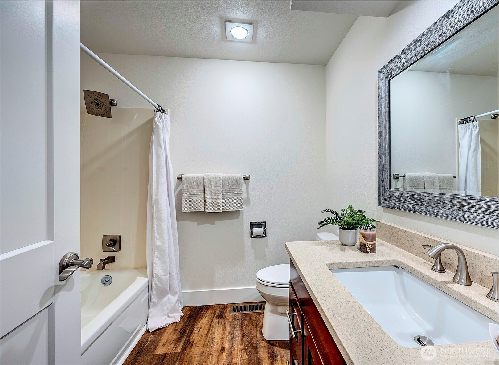 13702 173rd Place Property Photo 23