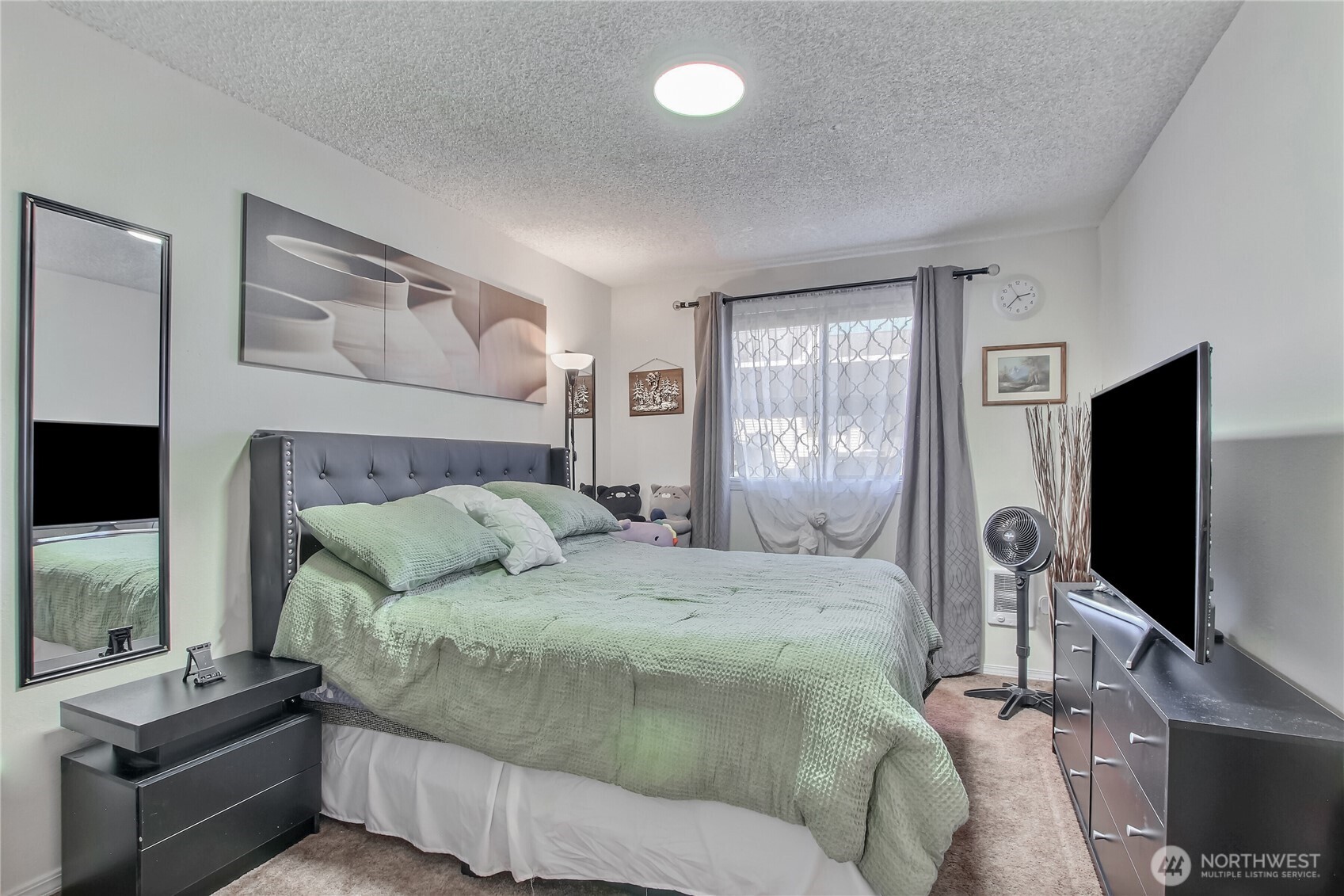 1313 W James Street 2 Property Photo 15