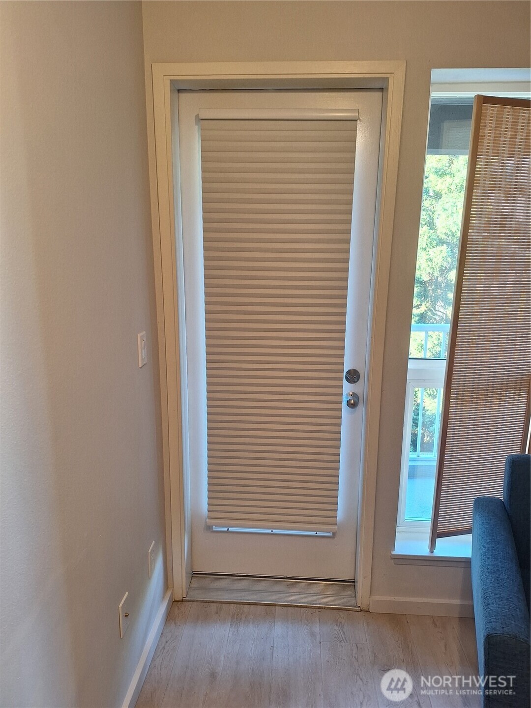 530 Melrose Avenue 705 Property Photo 25