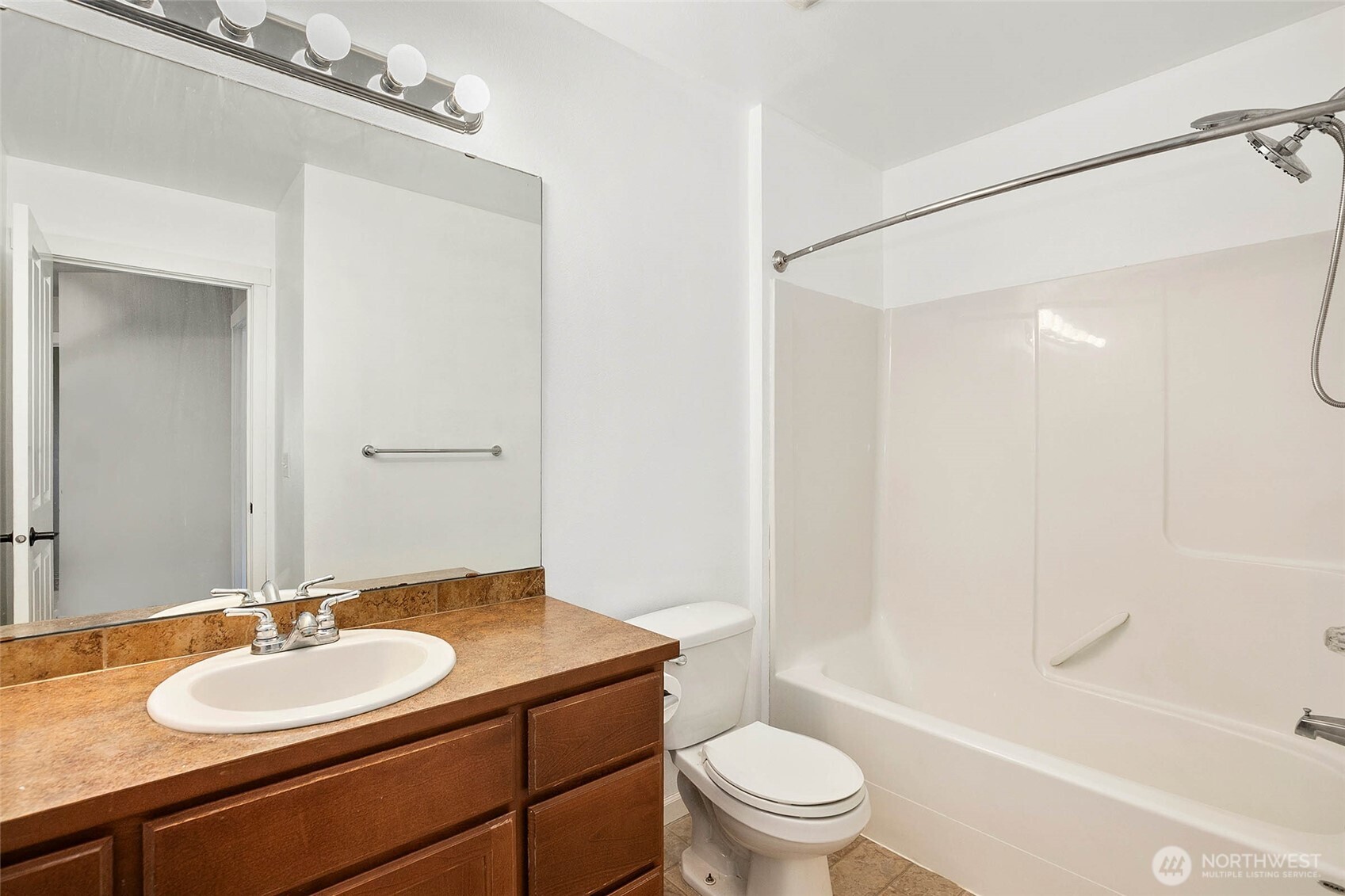 9225 195th Street Ct Property Photo 24