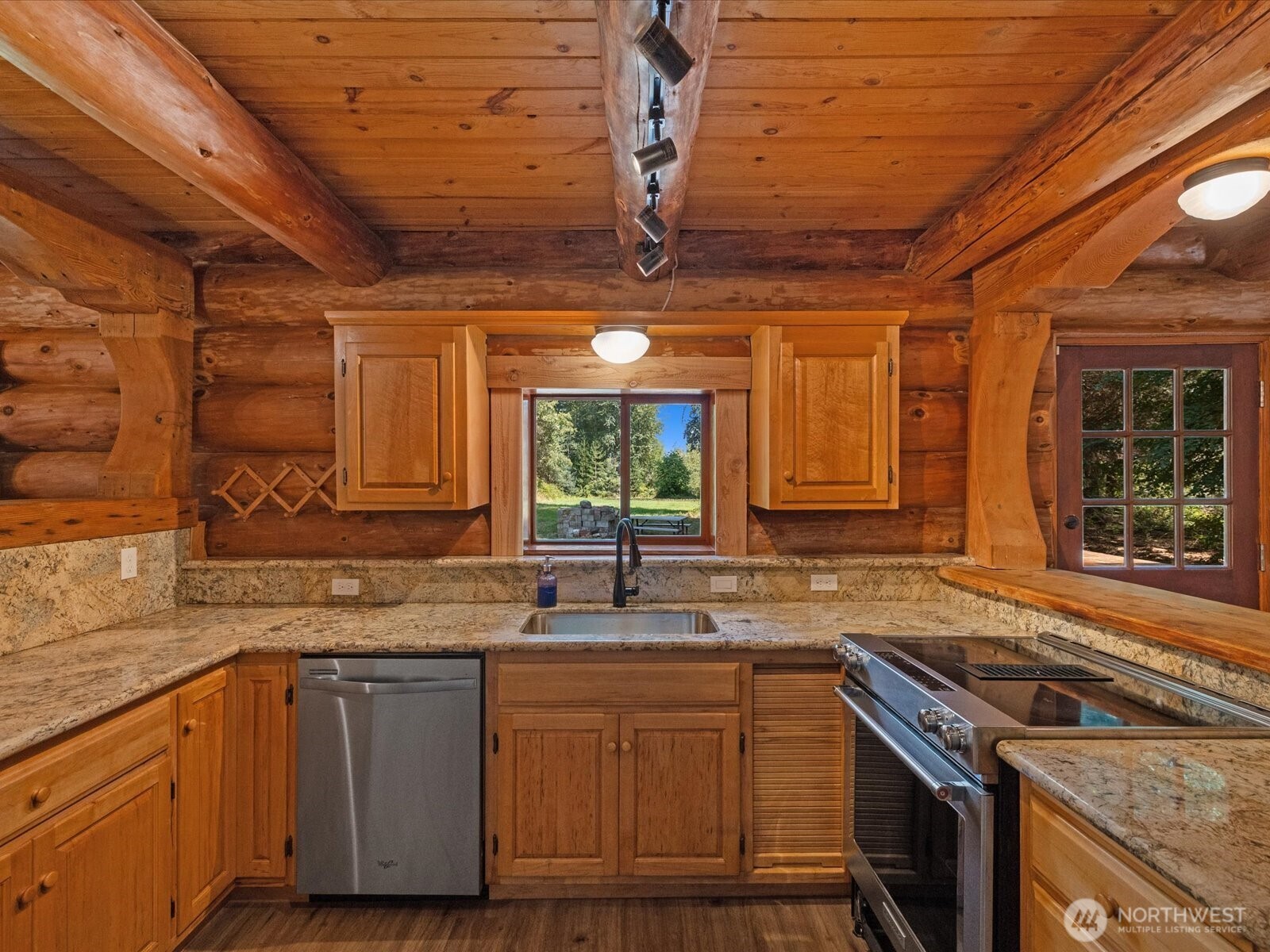 6417 113th Avenue Property Photo 8