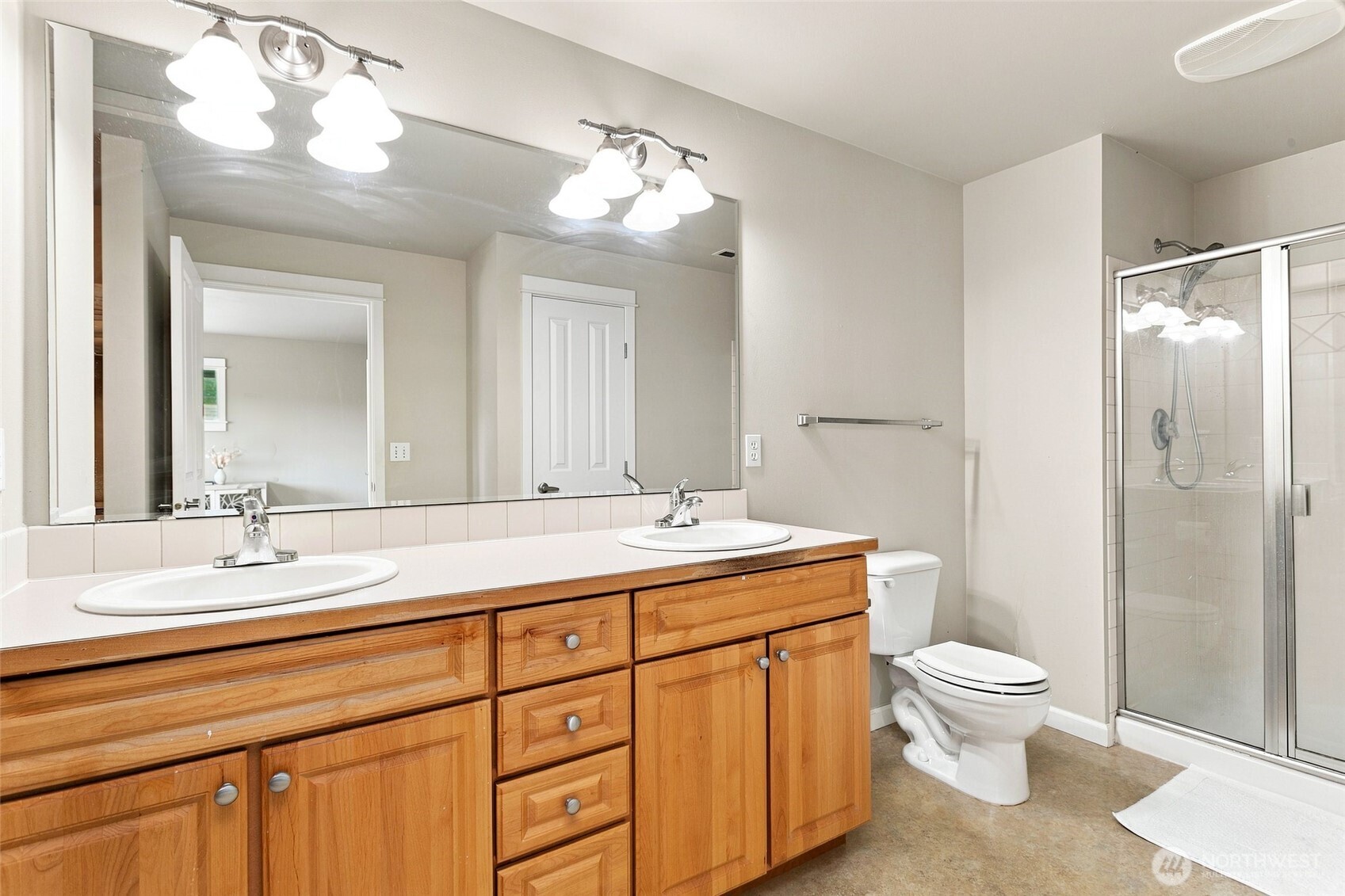 10700 Se 260th Street H102 Property Photo 25