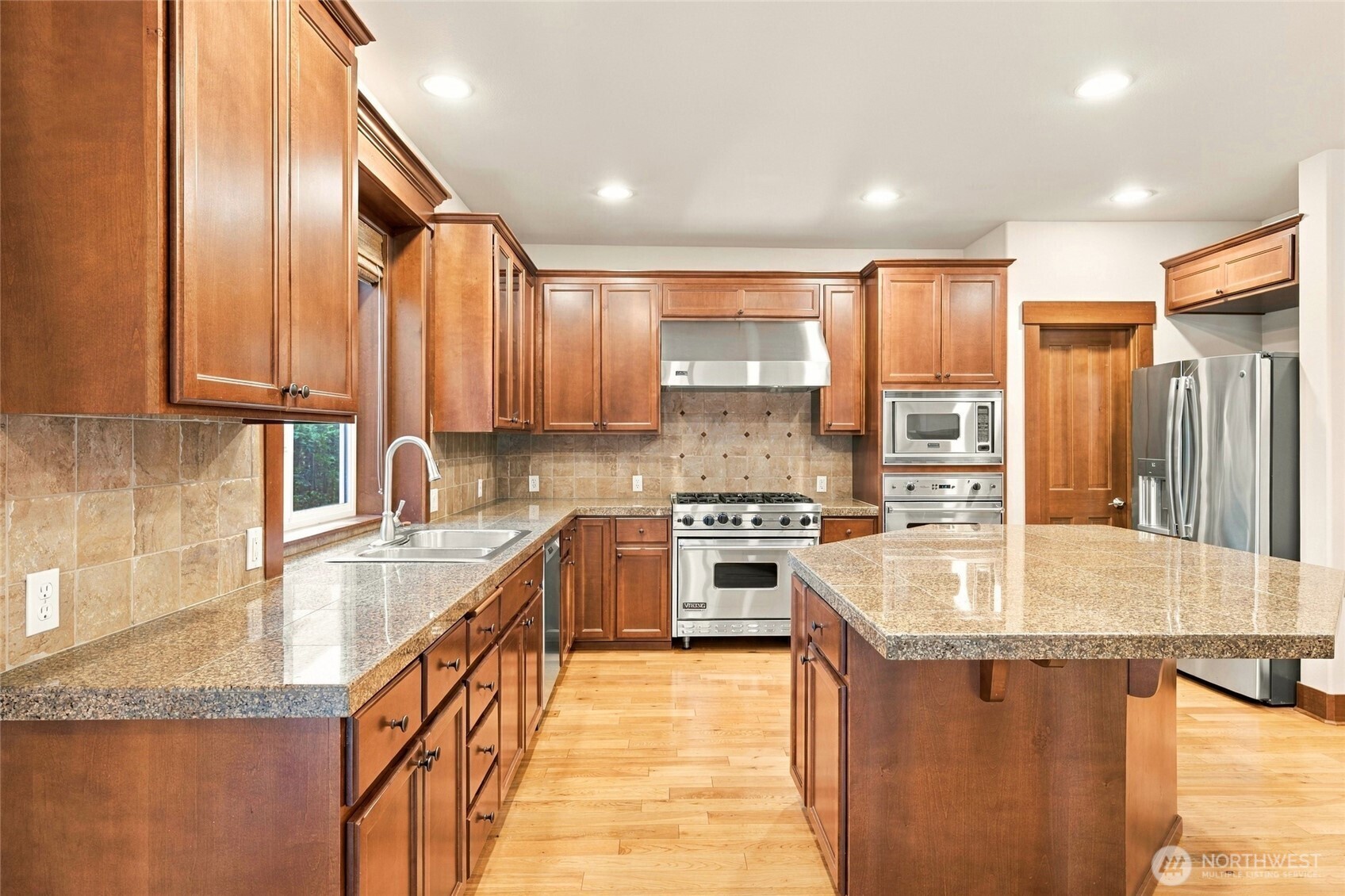1131 236th Place Property Photo 8
