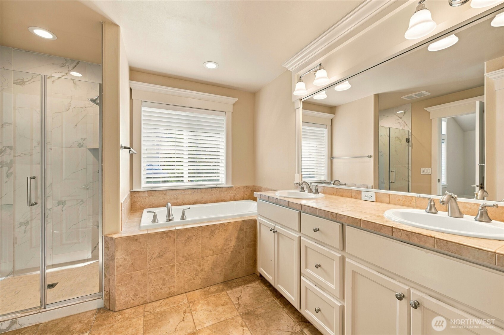 1131 236th Place Property Photo 13